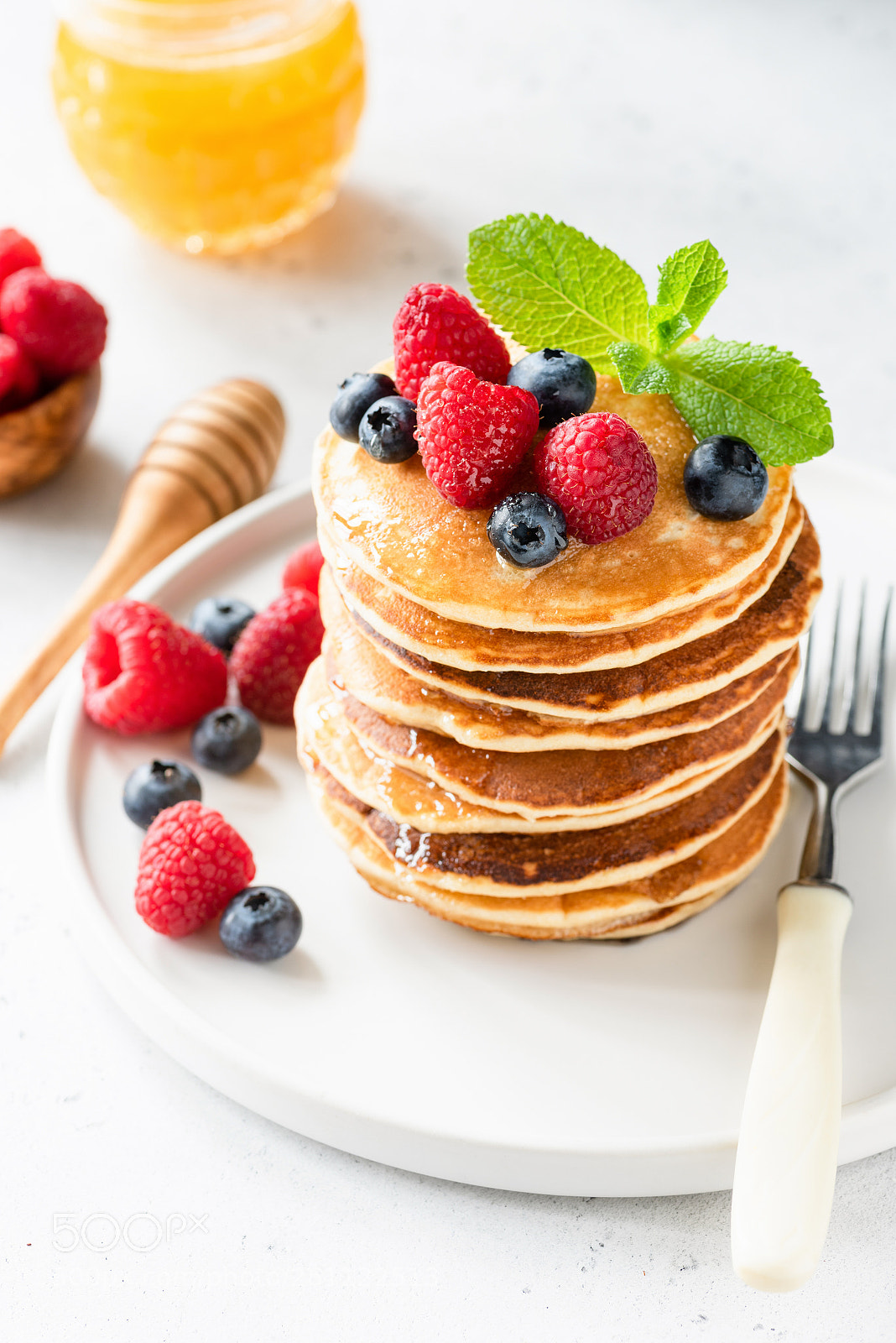 Nikon D810 sample photo. Pancakes with berries, honey photography