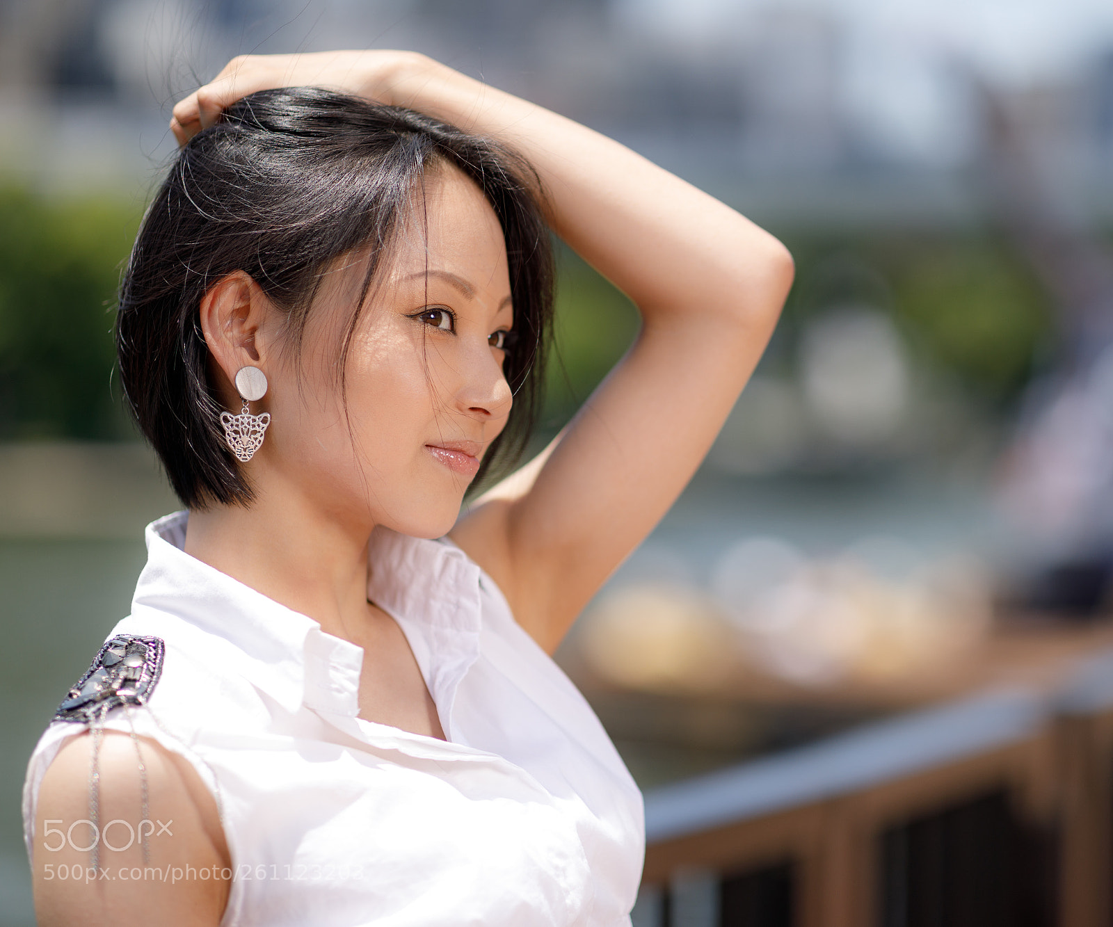 Canon EOS 5D Mark IV sample photo. Early summer osaka photography