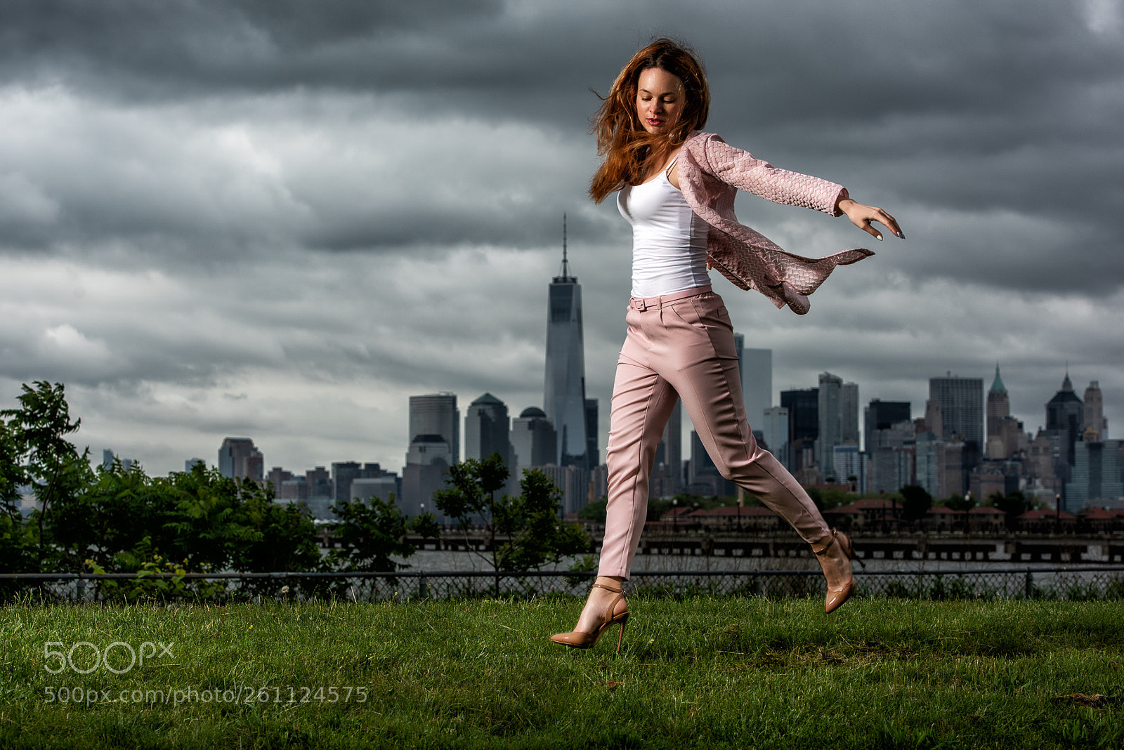 Nikon D810 sample photo. City girl photography
