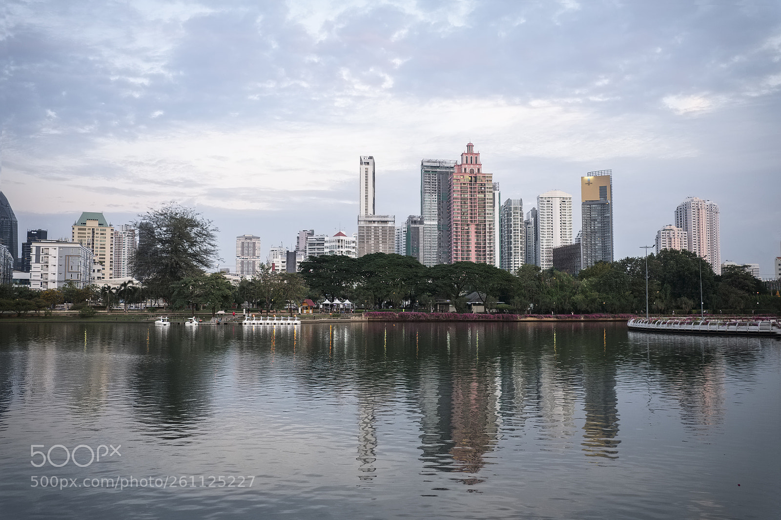 Fujifilm X-T1 sample photo. City reflection photography
