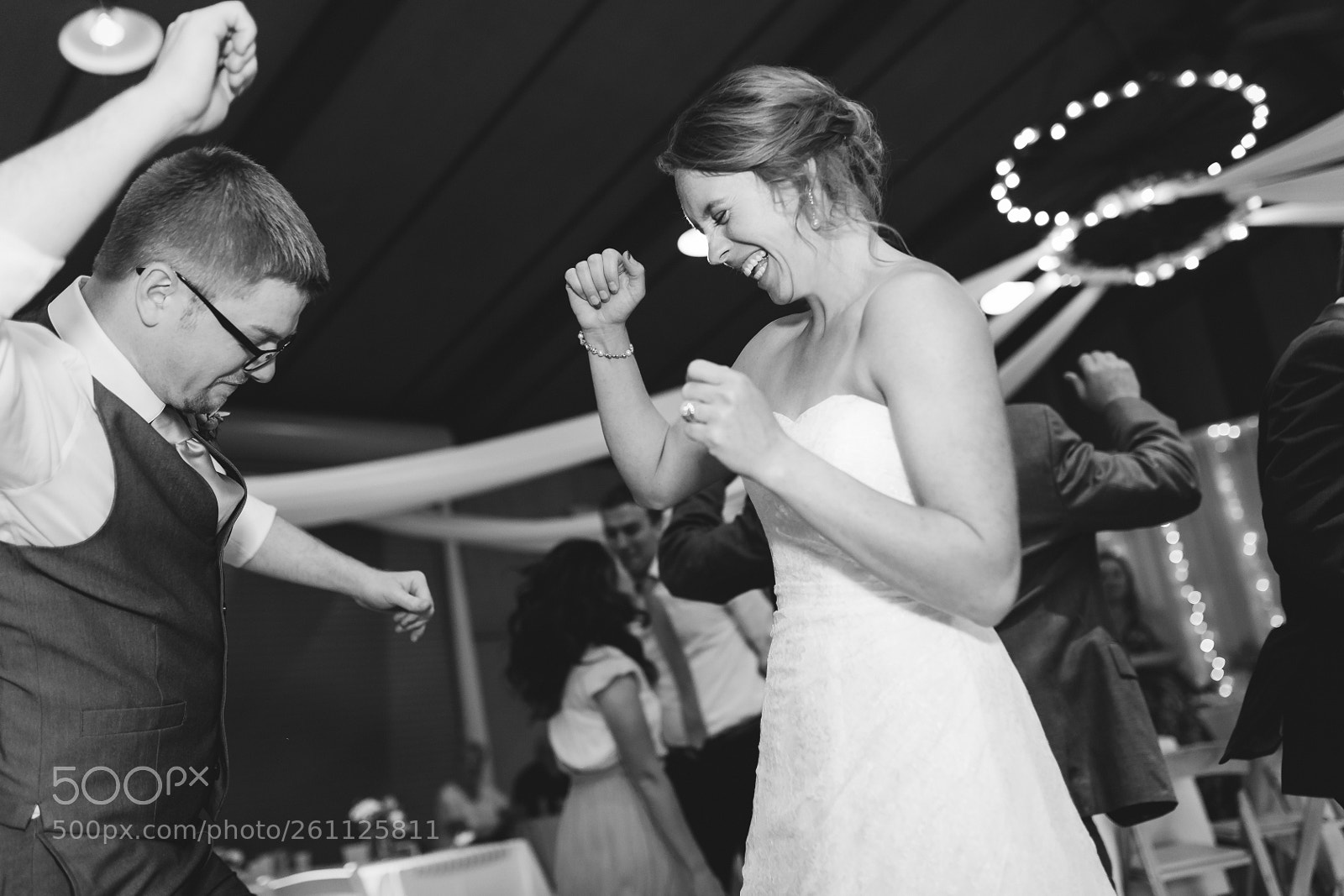 Canon EOS 5D Mark IV sample photo. Dance! photography