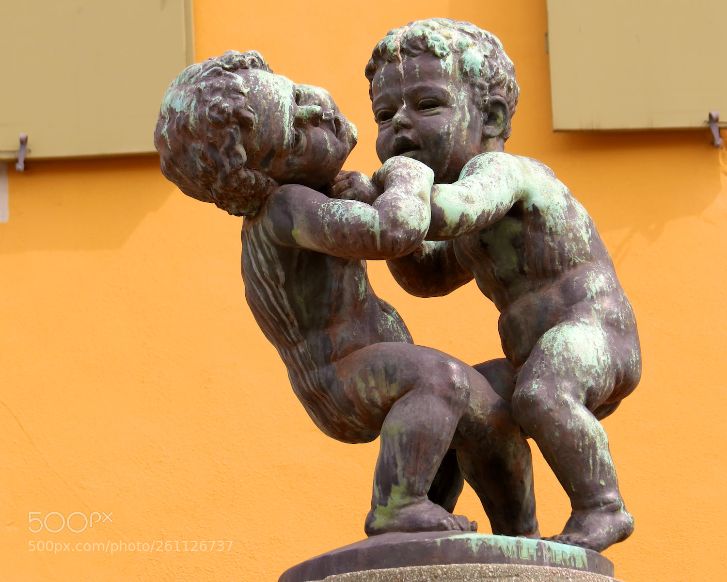 Canon PowerShot SX50 HS sample photo. Baby fight photography