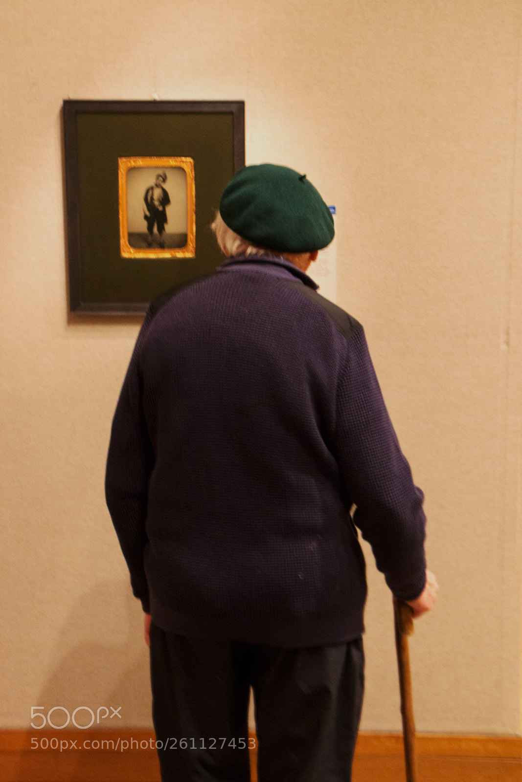 Canon EOS 70D sample photo. Man at the met photography