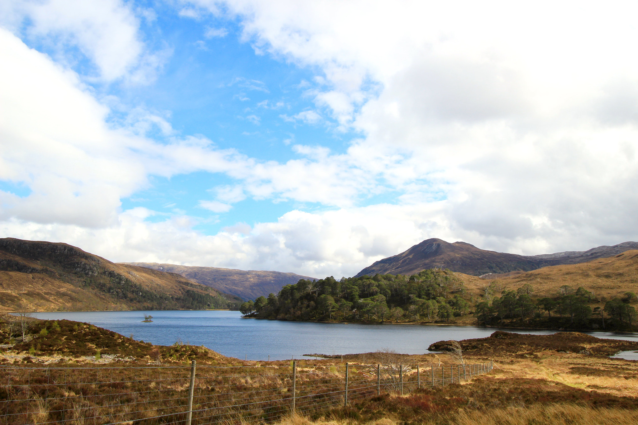 Canon EF-S 10-18mm F4.5–5.6 IS STM sample photo. Loch clair, torridon. photography