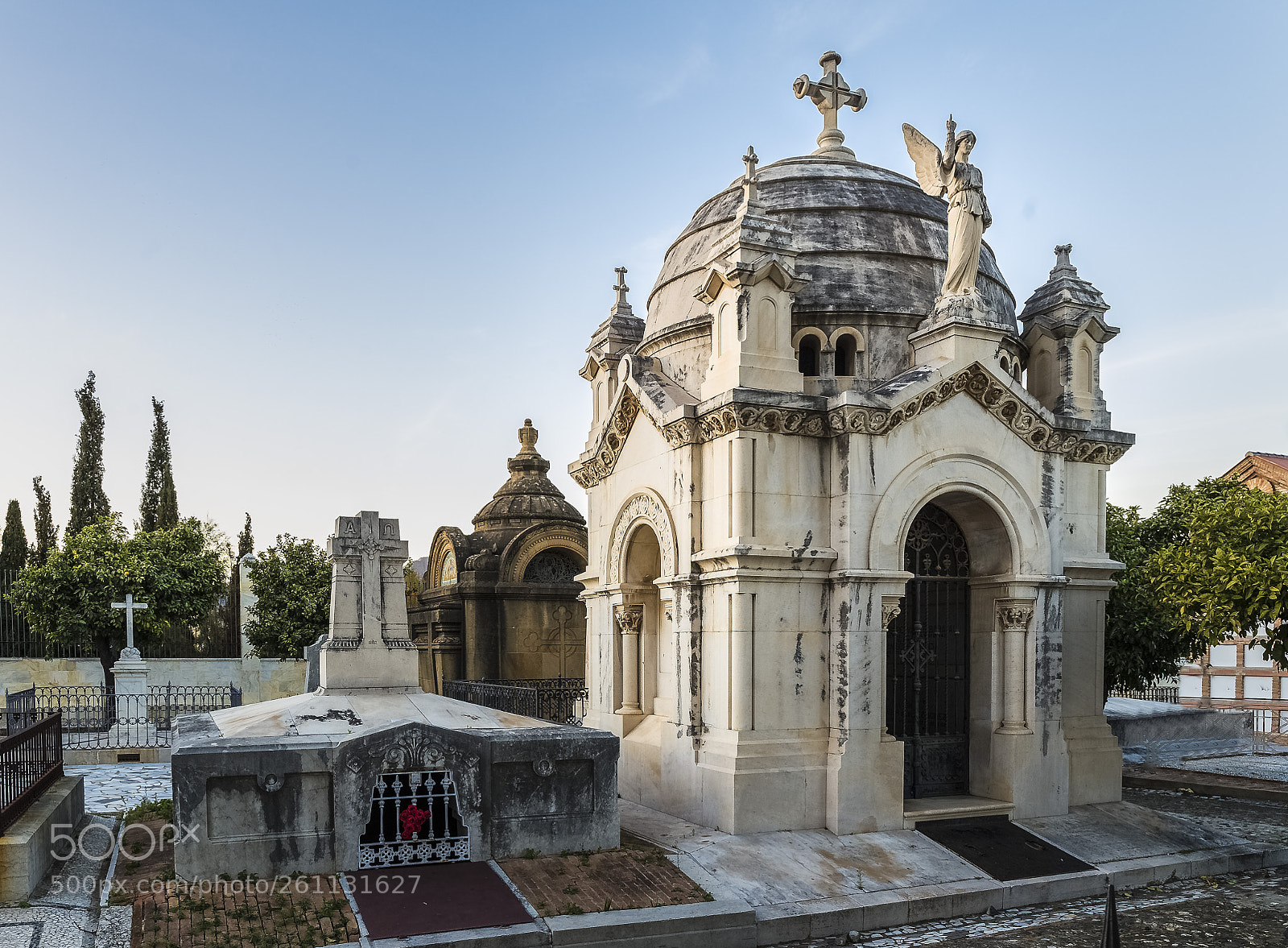Canon EOS 6D sample photo. Mausoleum and tombs in photography