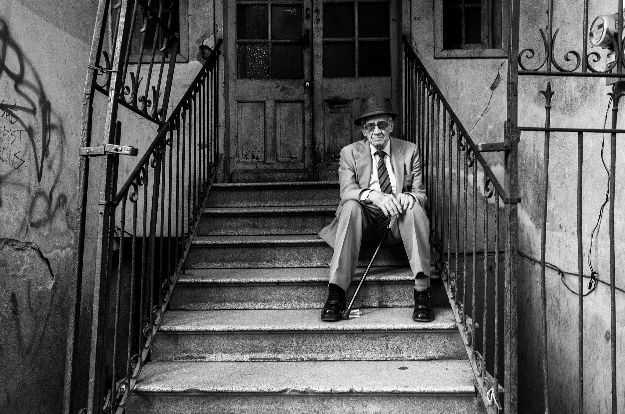 Ricoh GR II sample photo. B&w street portrait photography