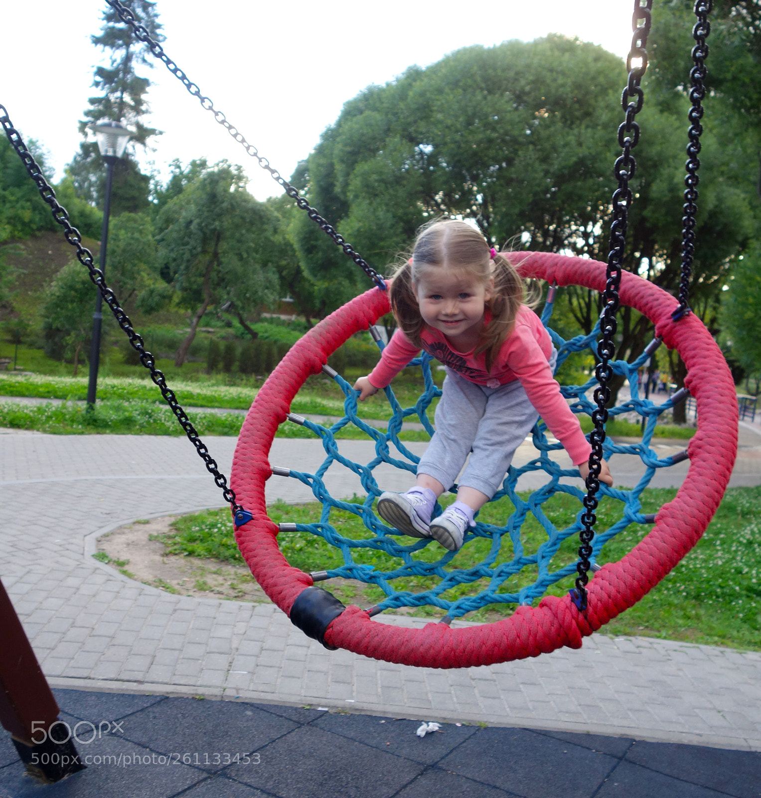 Sony Cyber-shot DSC-RX100 sample photo. качели photography
