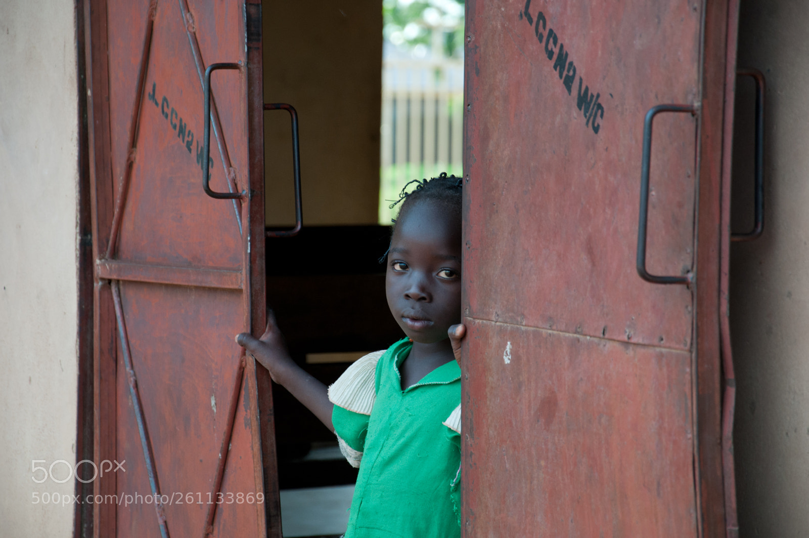 Nikon D5000 sample photo. Schoolgirl photography