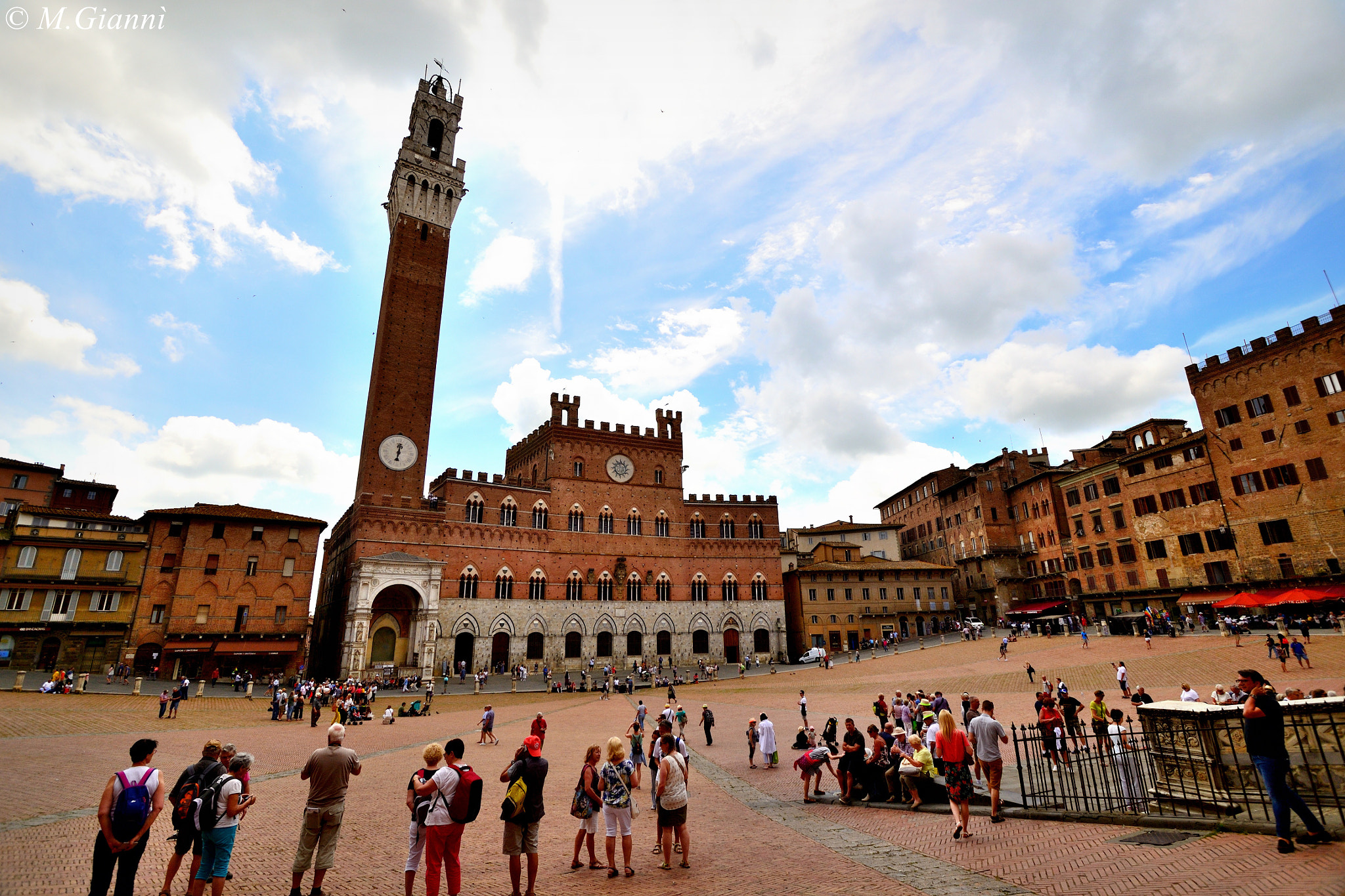 Nikon D3100 sample photo. The best square - siena photography