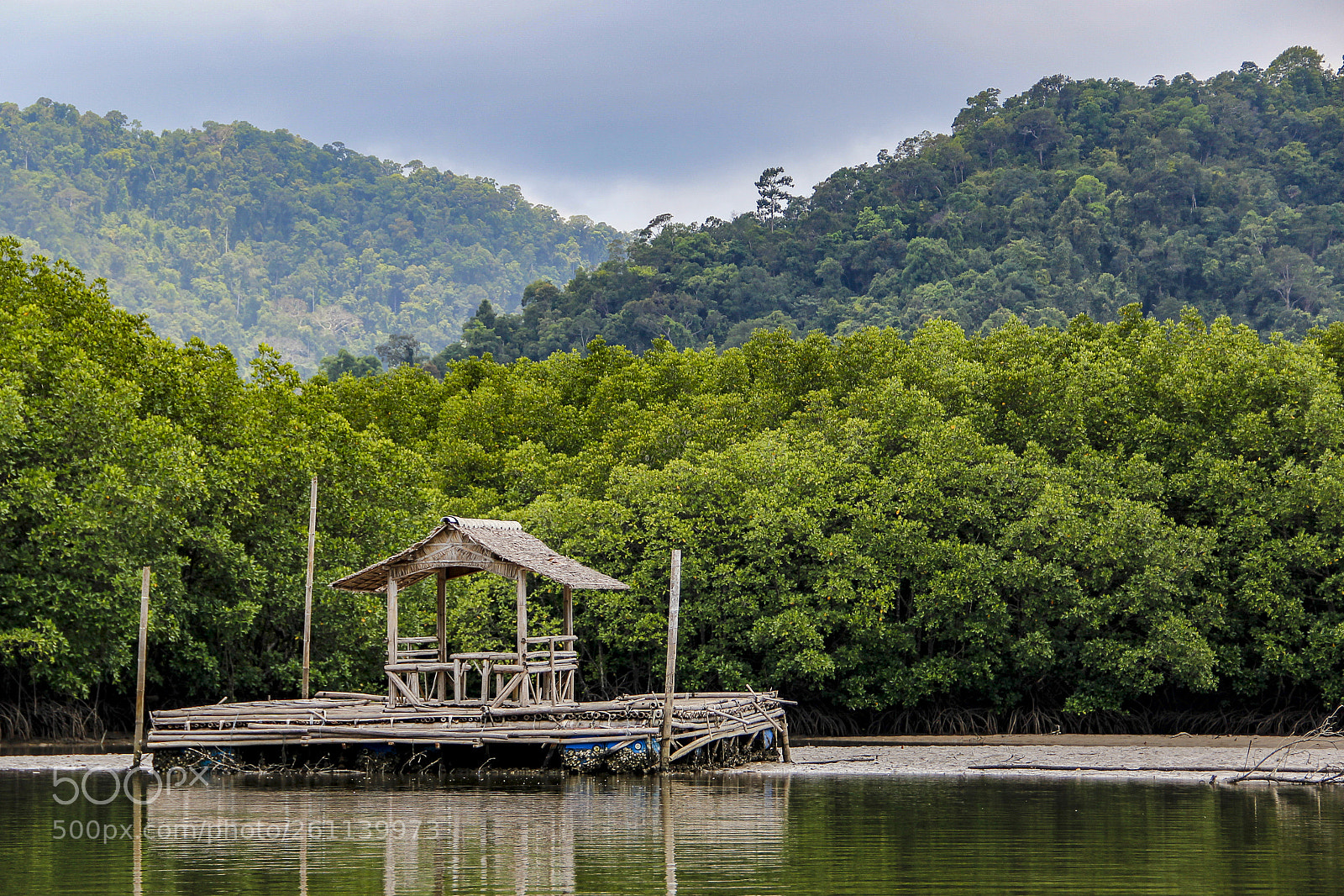 Canon EOS 600D (Rebel EOS T3i / EOS Kiss X5) sample photo. Mangrove hut photography