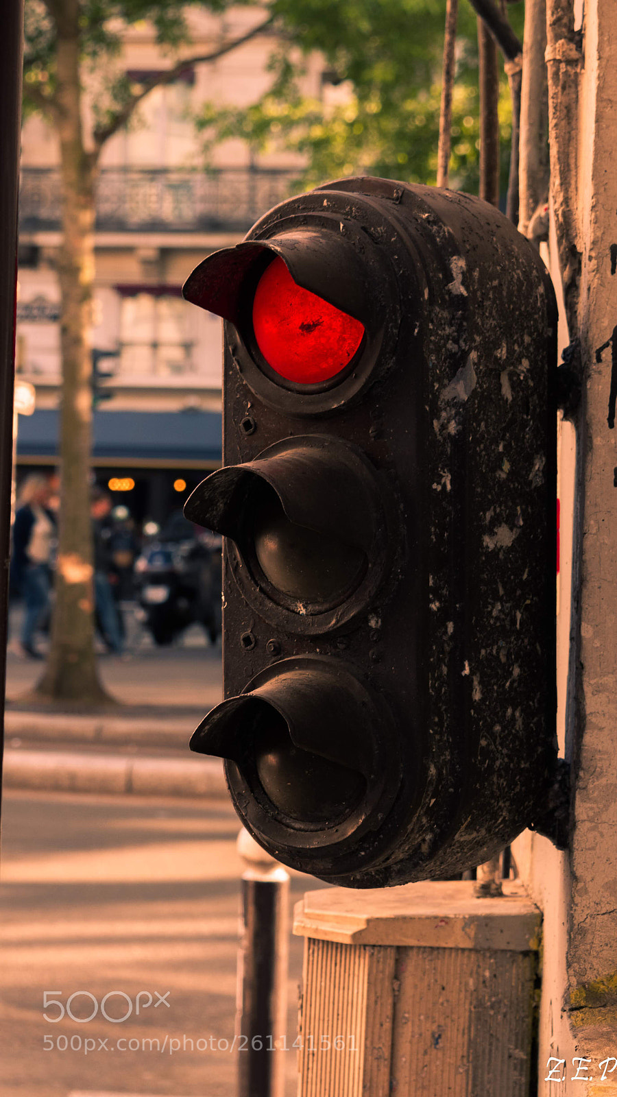Nikon D5500 sample photo. Stop walking  photography