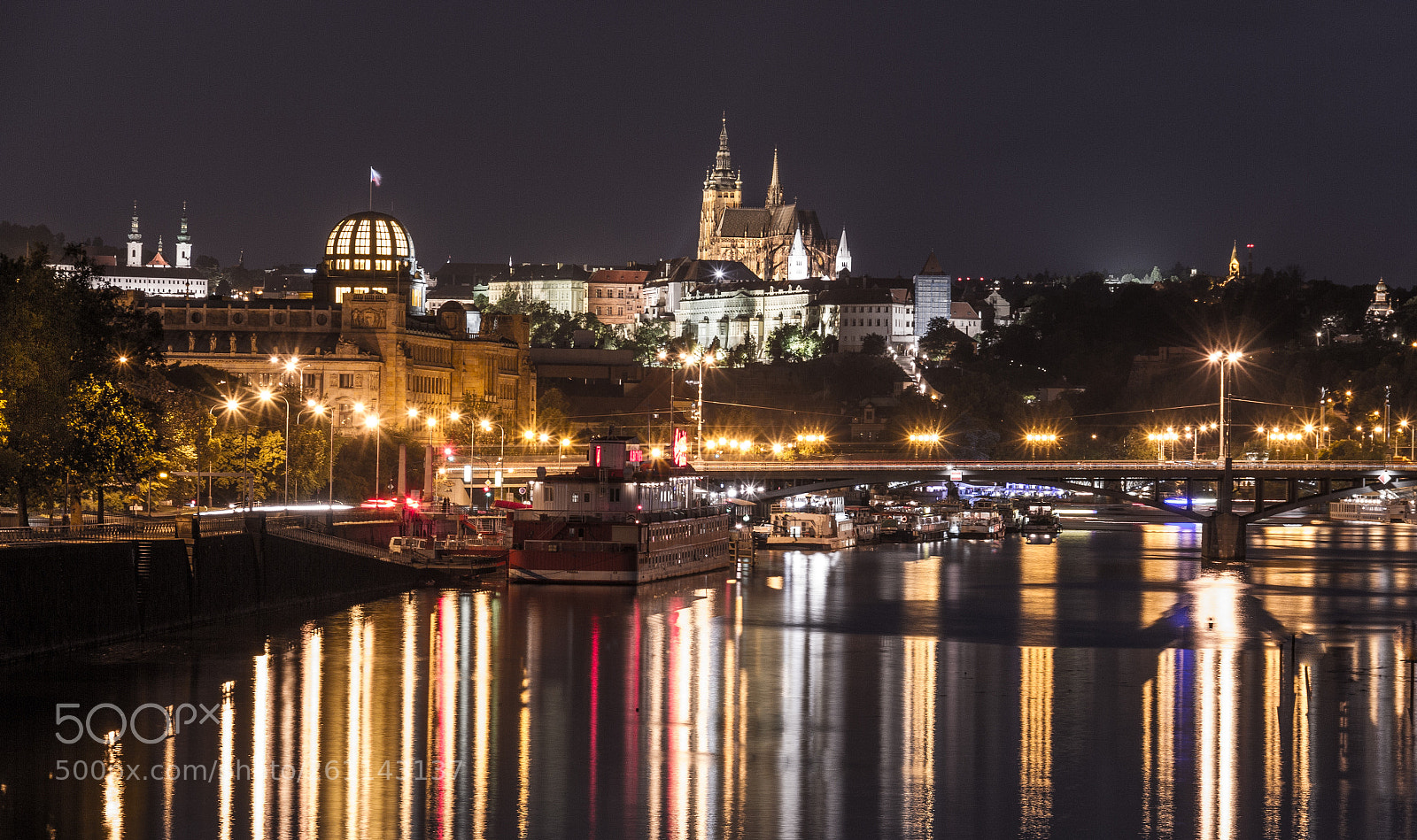 Canon EOS 7D sample photo. Night in prague photography