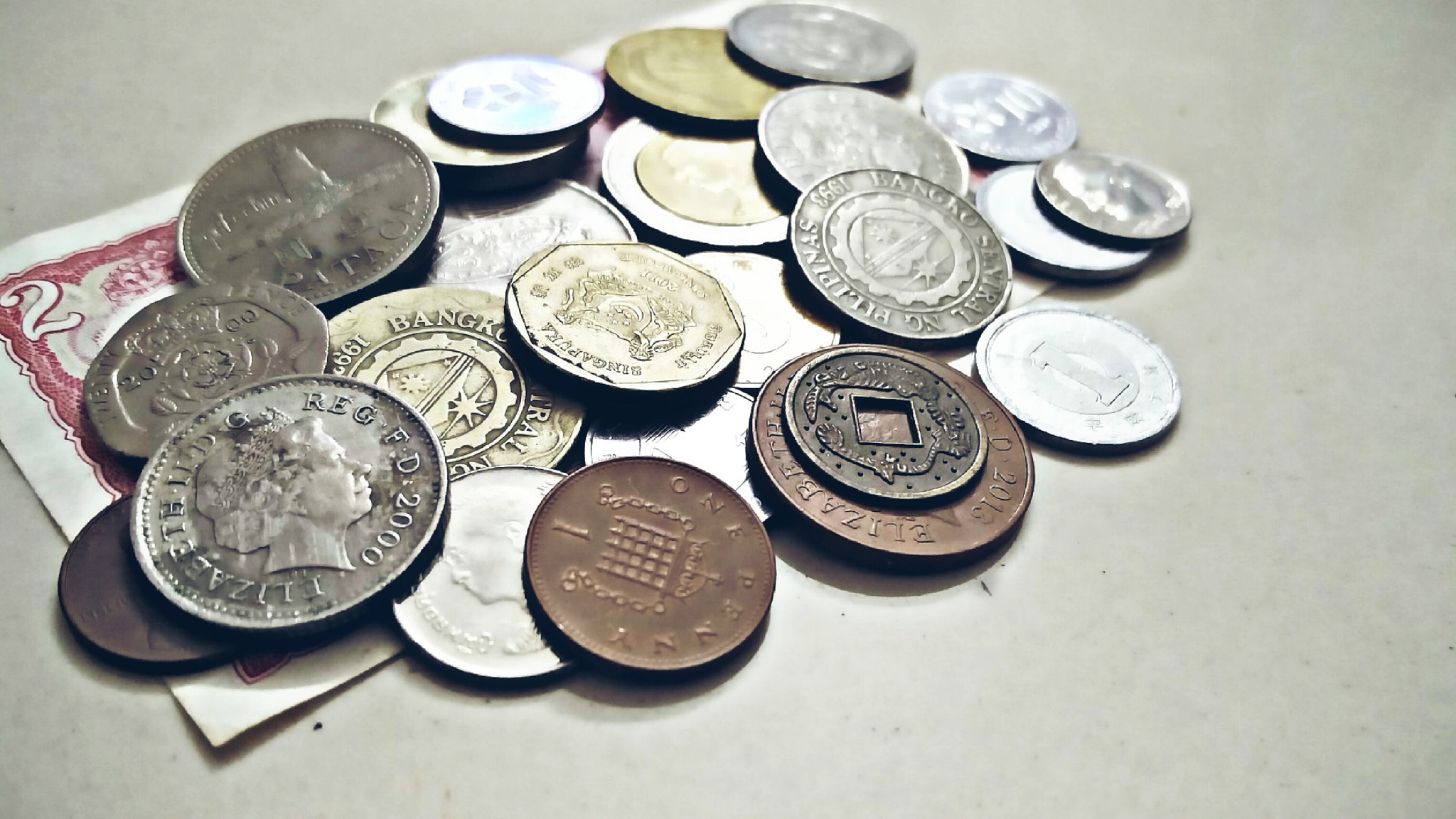OnePlus 2 sample photo. Coins photography