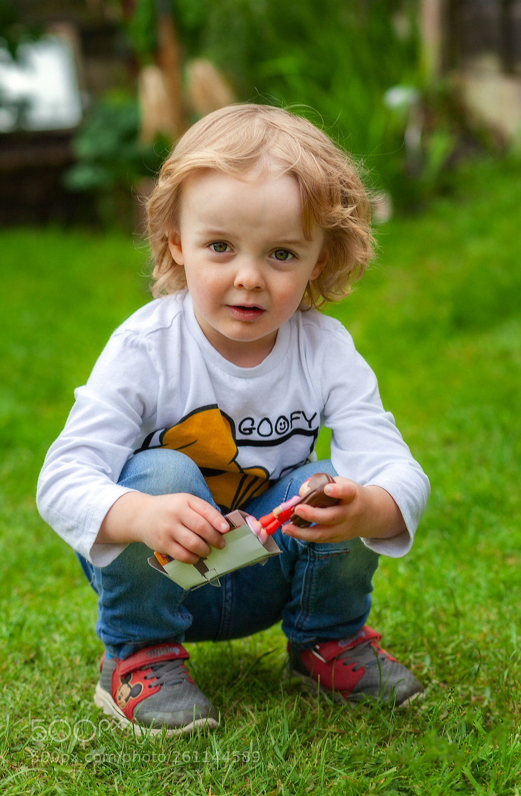 Canon EOS 5D Mark II sample photo. Boy at play photography