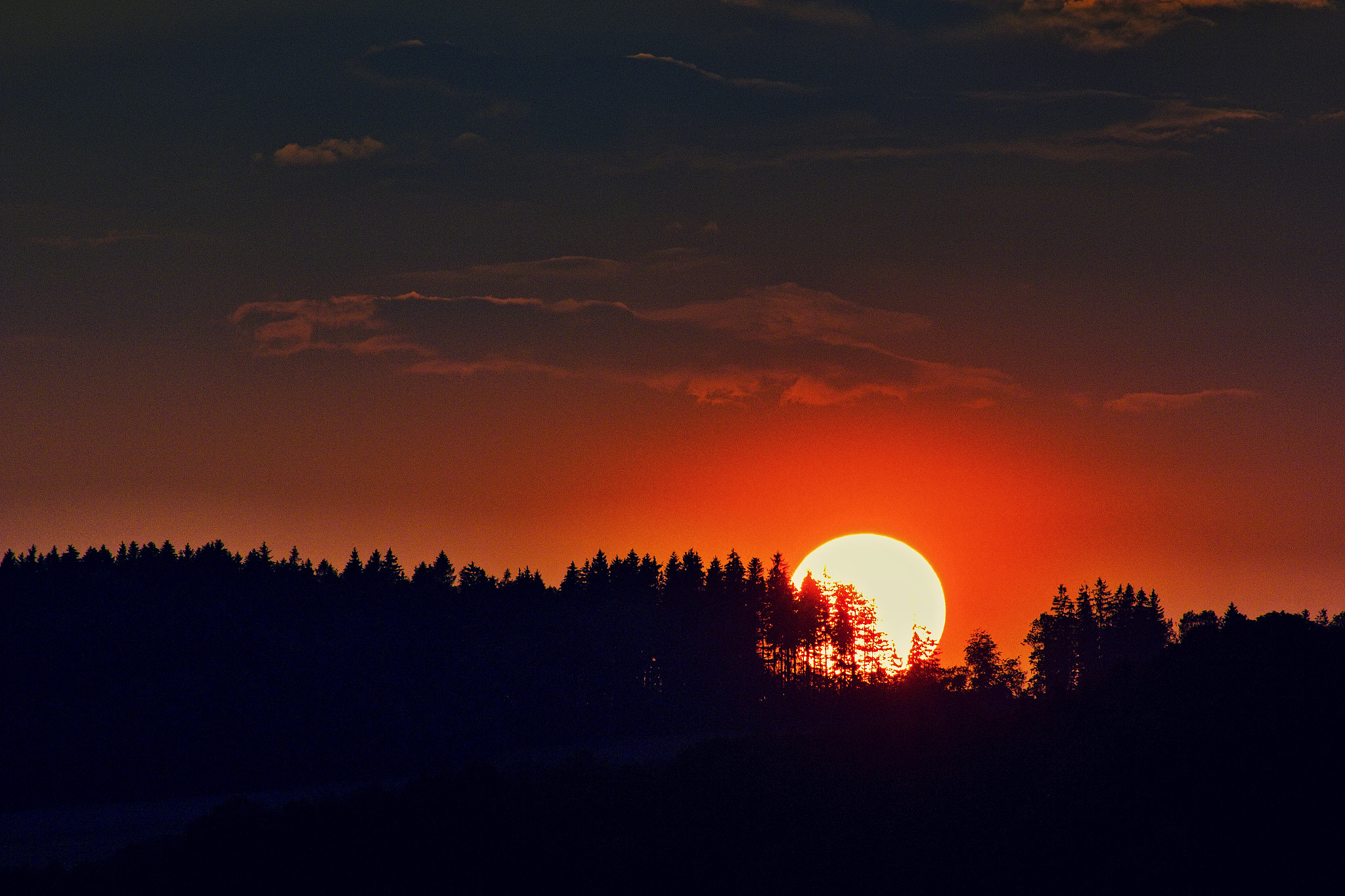 Canon EOS 600D (Rebel EOS T3i / EOS Kiss X5) sample photo. Sundown photography