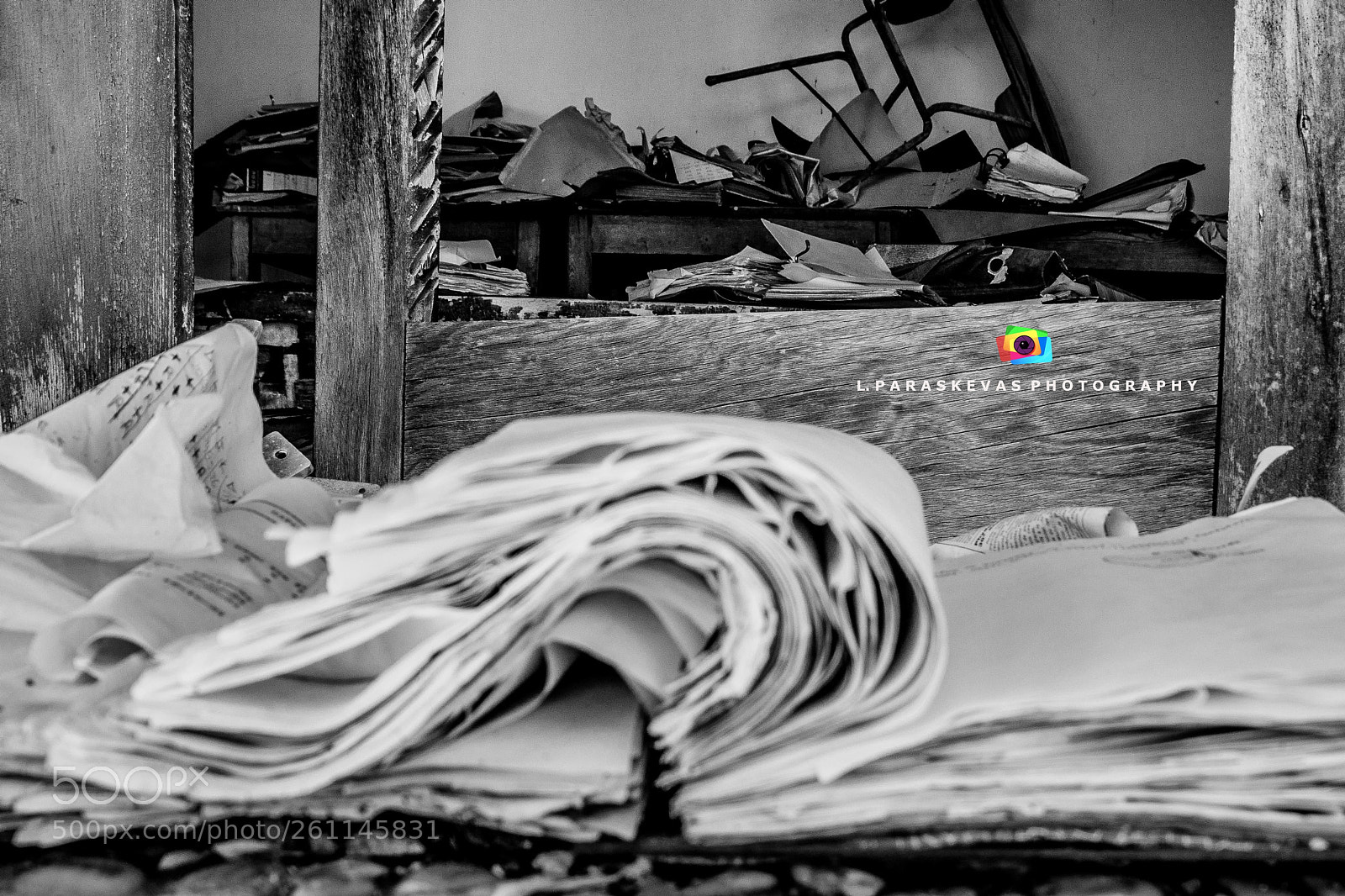 Nikon D7200 sample photo. Old abandoned public building photography