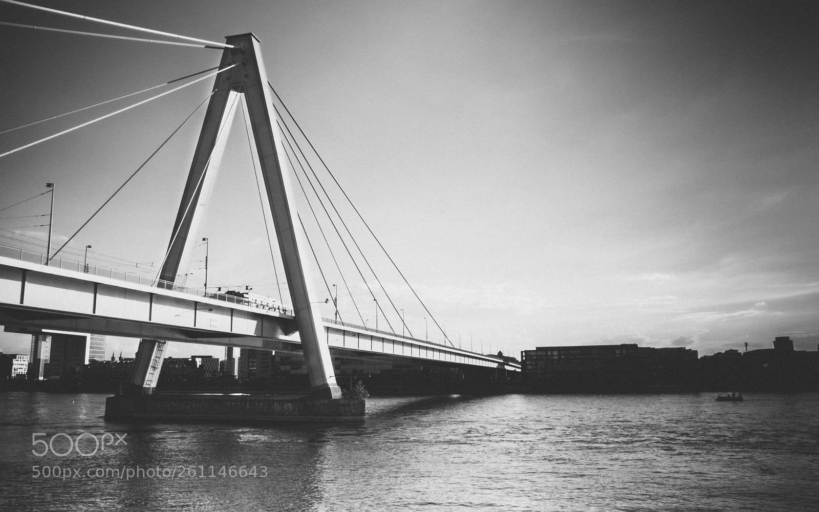 Fujifilm X-T20 sample photo. Severin's bridge. photography