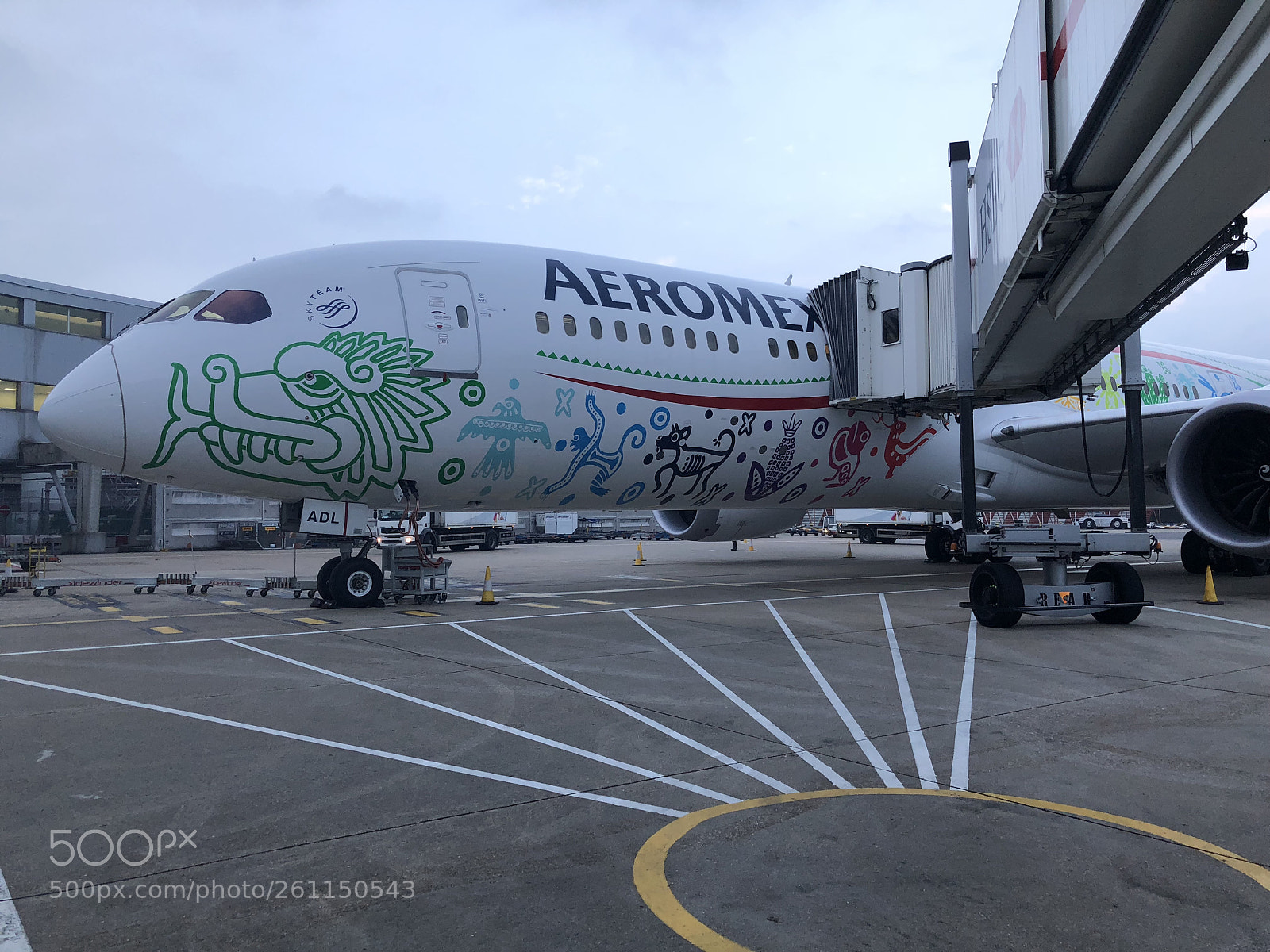 Apple iPhone 8 Plus sample photo. Quetzalcoatl dream liner photography