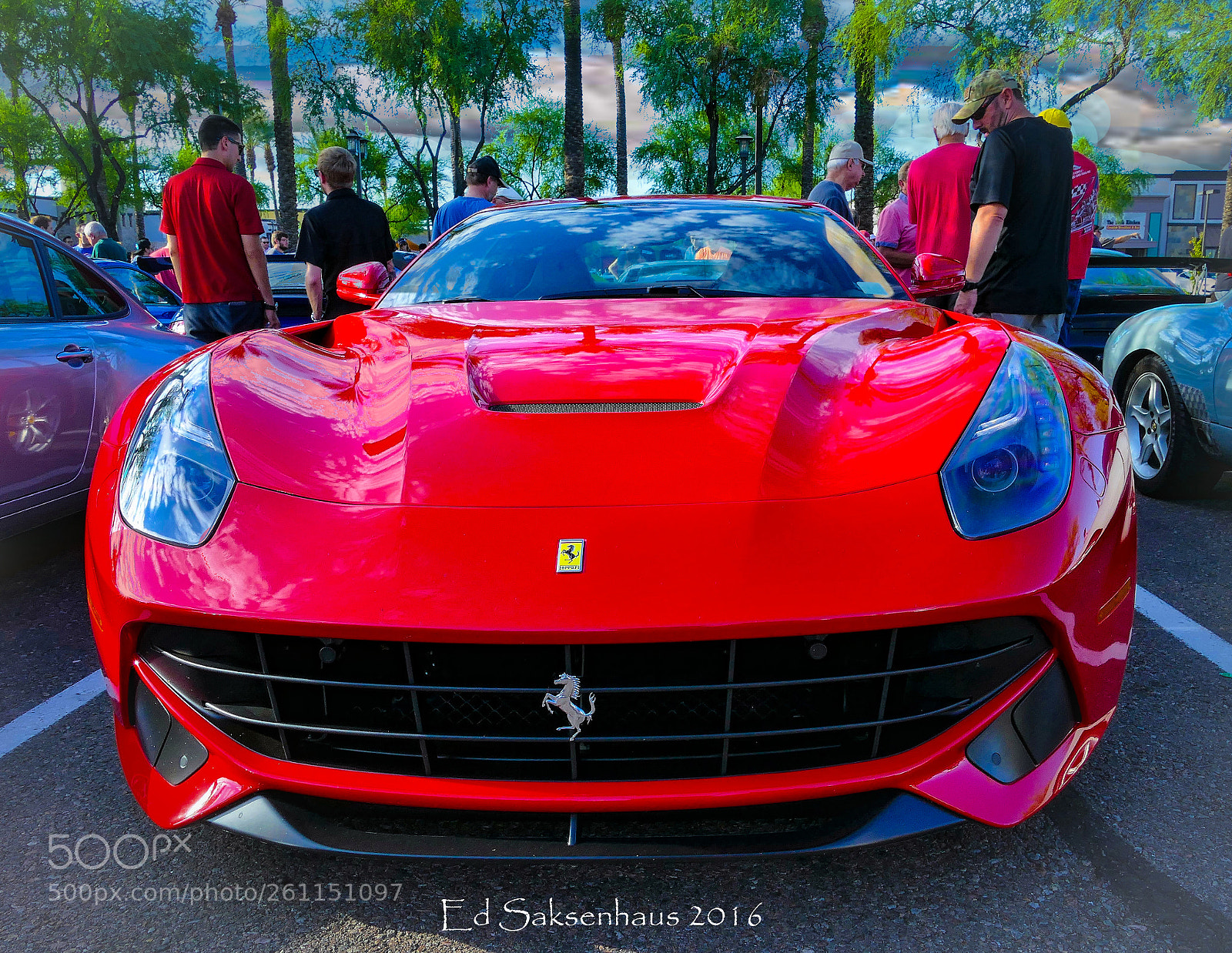 Panasonic Lumix DMC-FZ1000 sample photo. Red ferrari photography