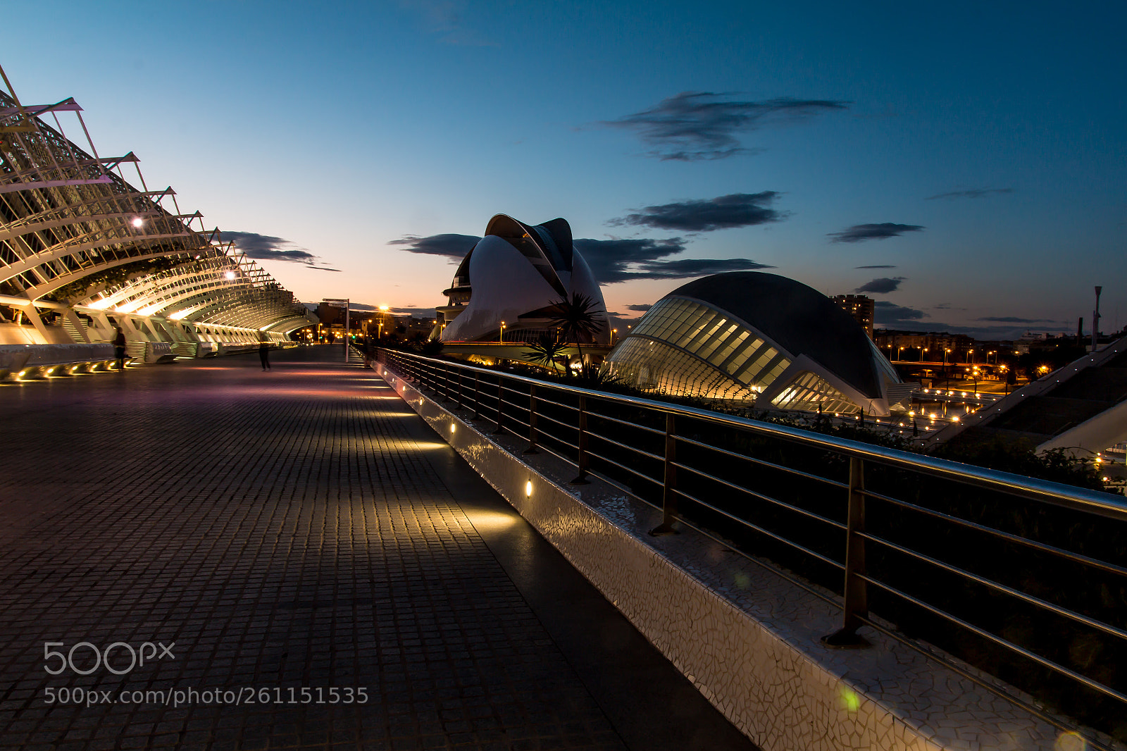 Canon EOS 70D sample photo. Valencia at night photography