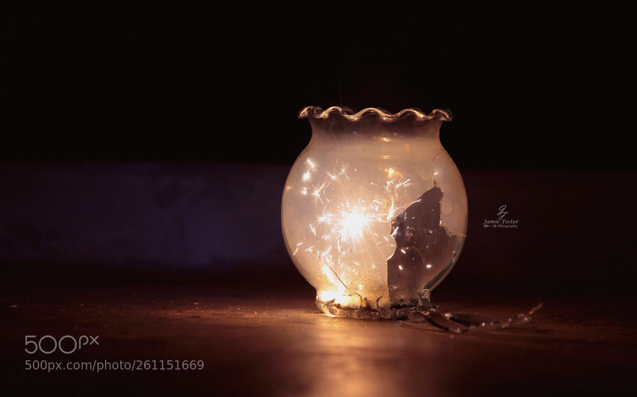Canon EOS 7D sample photo. A little light shining photography