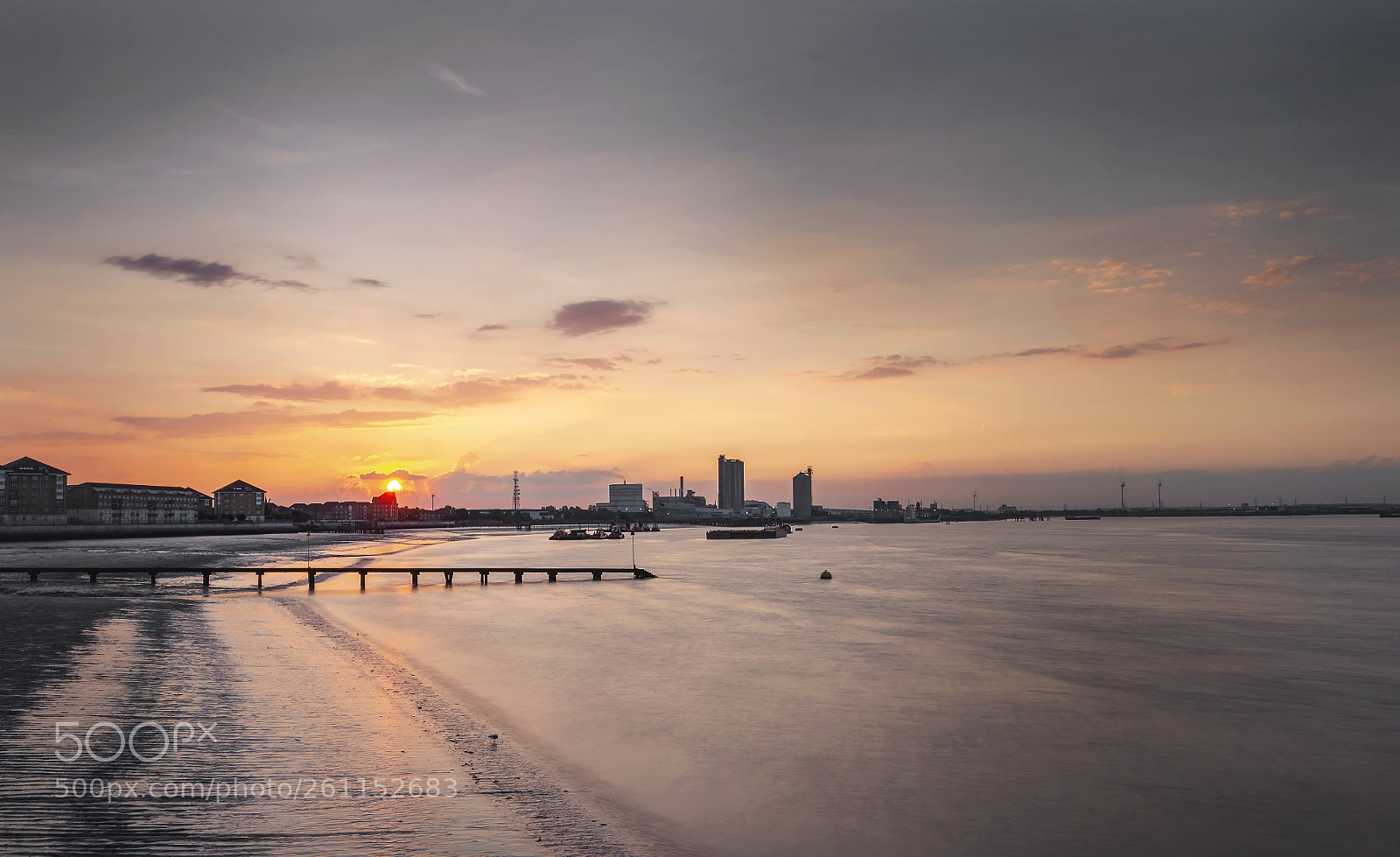 Canon EOS 7D sample photo. Erith pier sunset photography