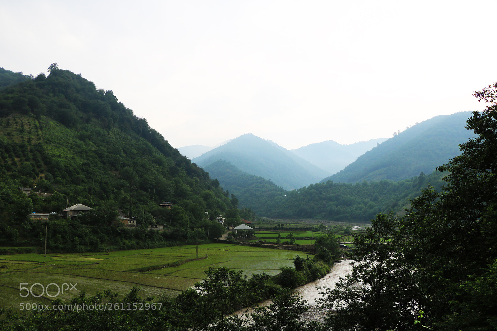 Canon EOS 750D (EOS Rebel T6i / EOS Kiss X8i) sample photo. Spectacular view of iran photography