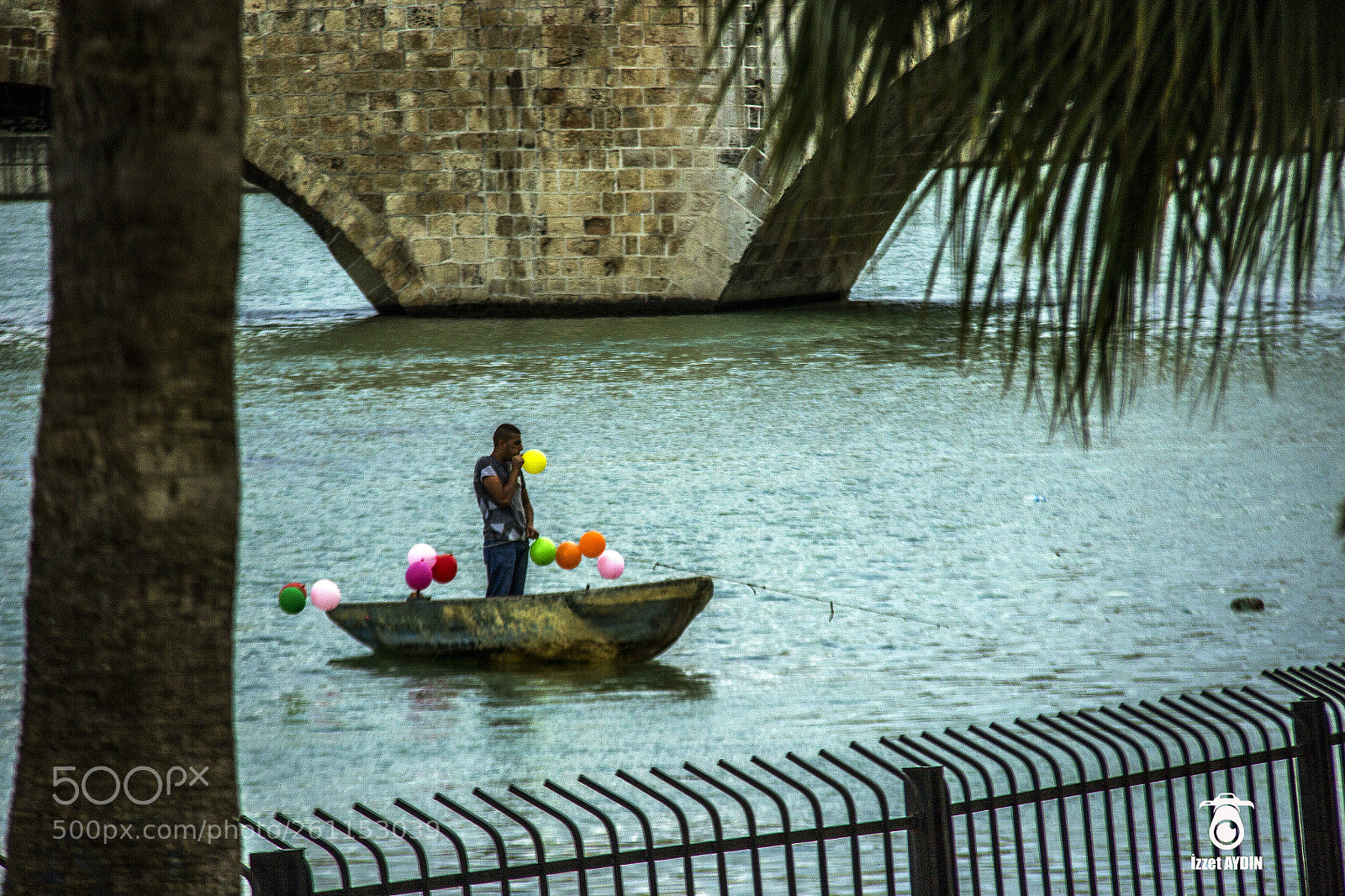 Canon EOS 600D (Rebel EOS T3i / EOS Kiss X5) sample photo. Colors on the river photography