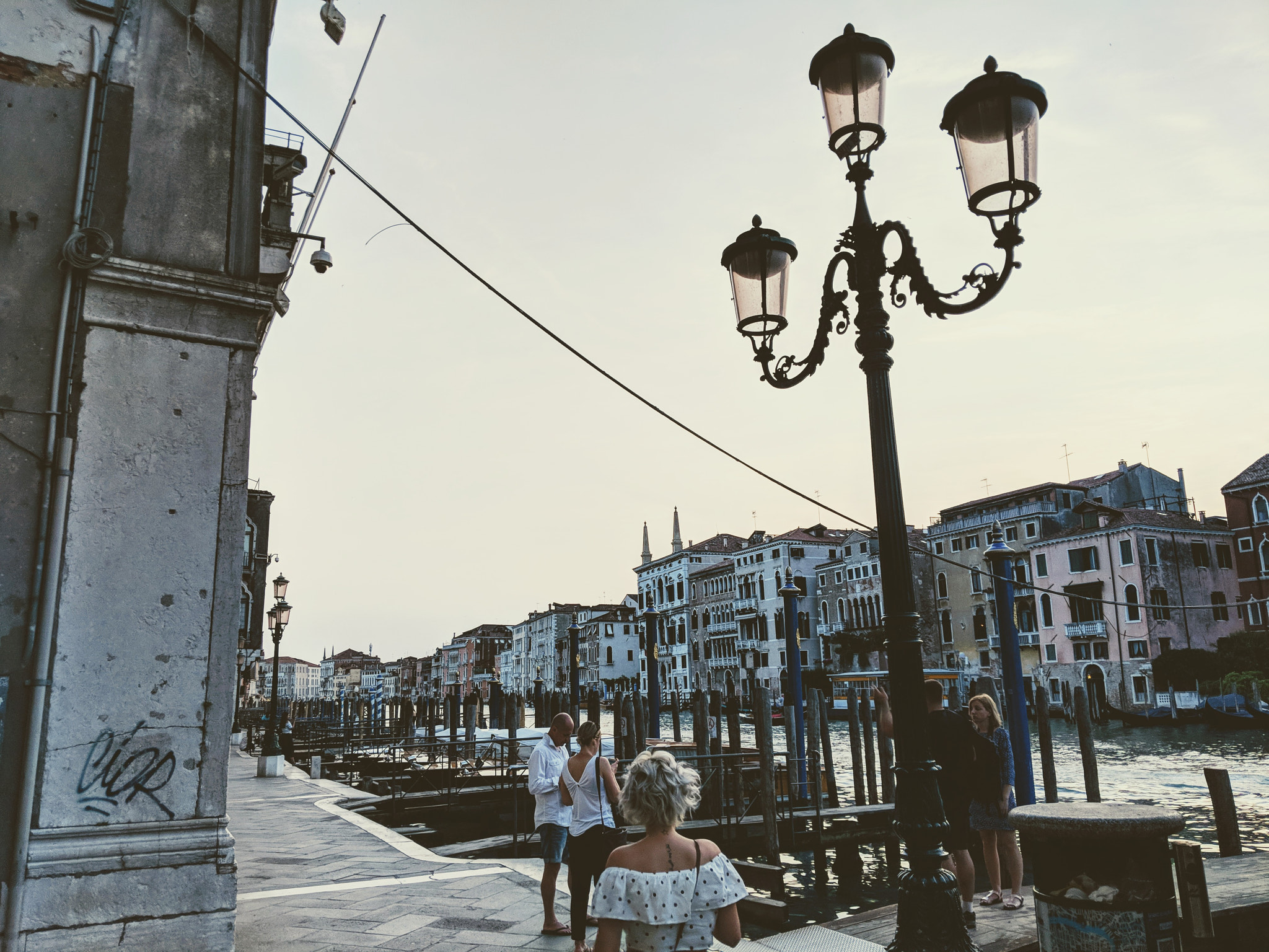 Google Pixel 2 XL sample photo. Venice waterfront photography