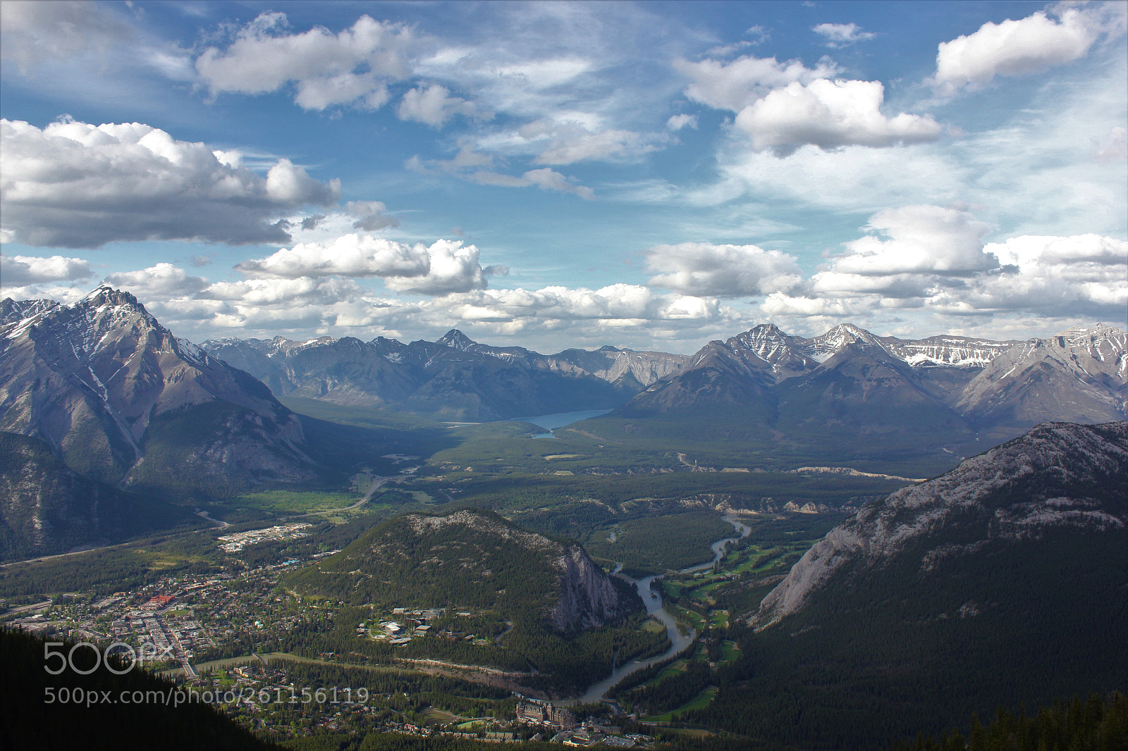 Canon EOS 550D (EOS Rebel T2i / EOS Kiss X4) sample photo. View from sulphur mountain.. photography