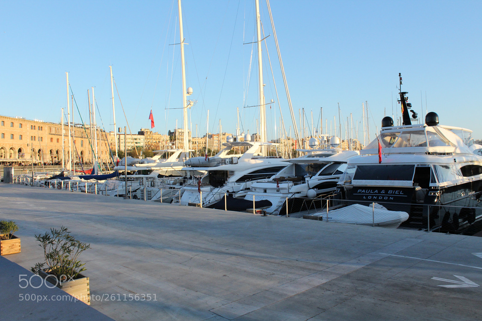 Canon EOS 1300D (EOS Rebel T6 / EOS Kiss X80) sample photo. One barceloneimg photography
