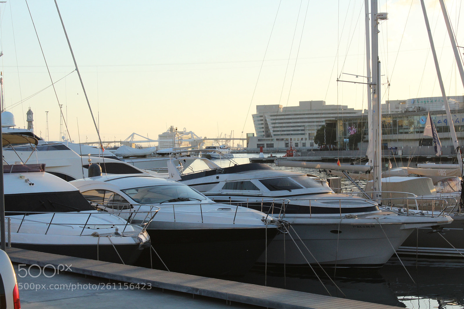 Canon EOS 1300D (EOS Rebel T6 / EOS Kiss X80) sample photo. One barceloneimg photography