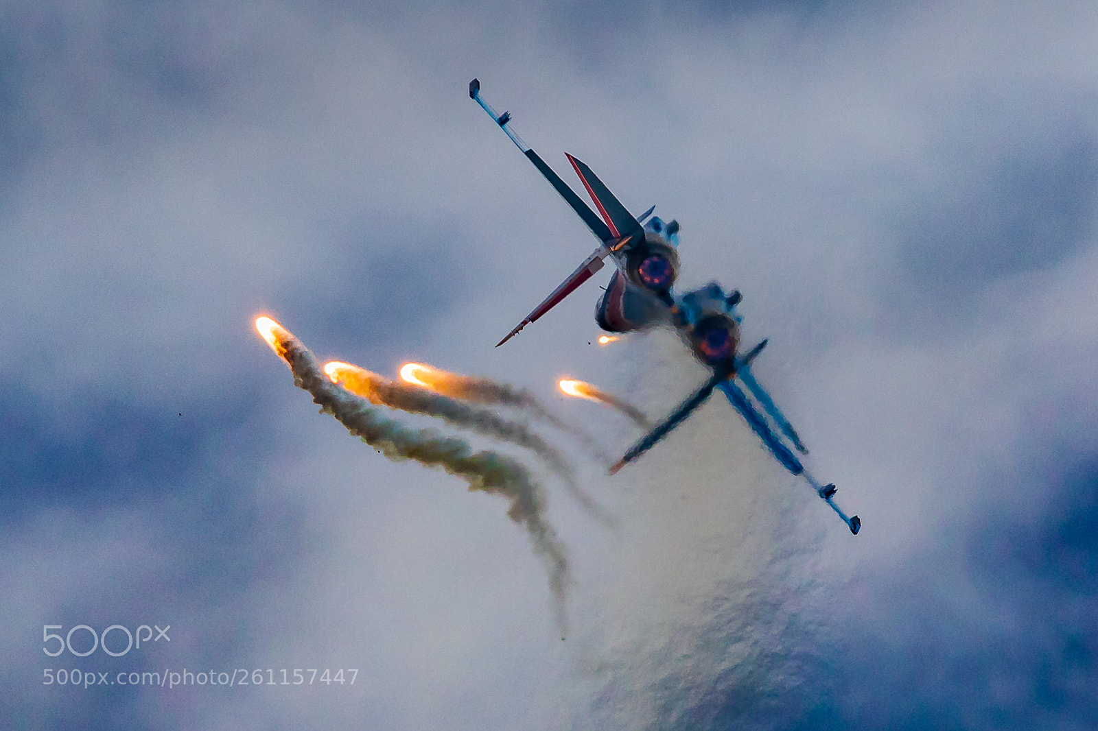 Canon EOS 7D Mark II sample photo. Flanker flares photography