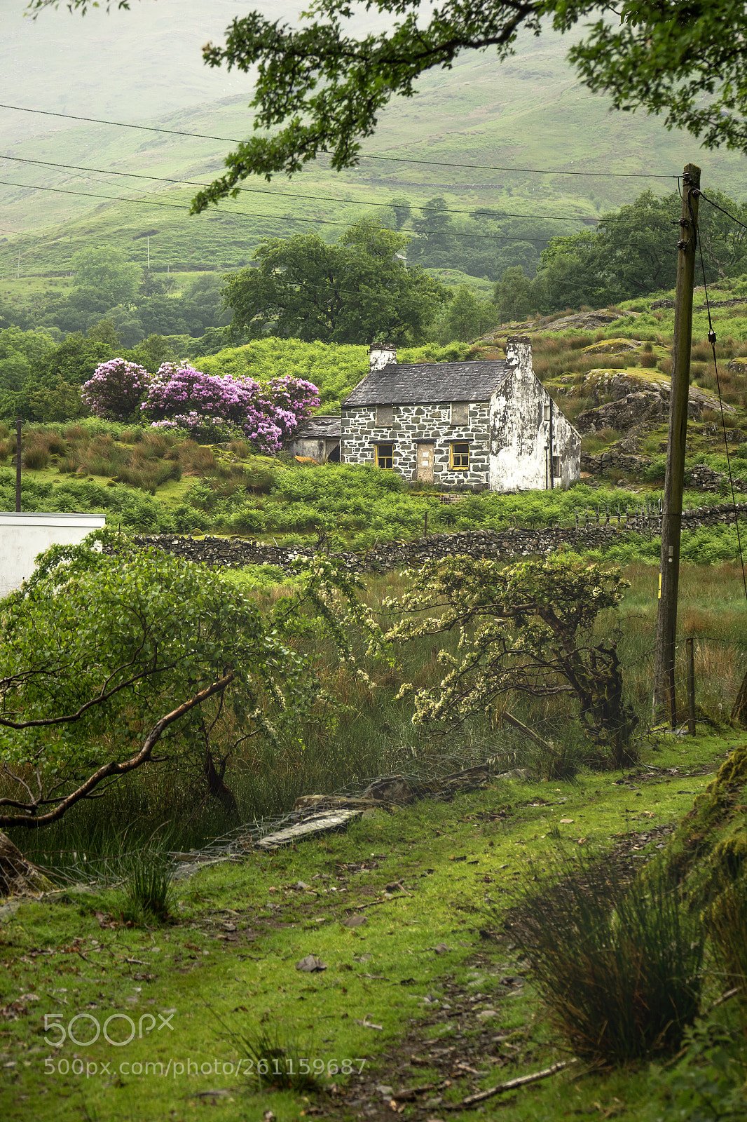 Sony Cyber-shot DSC-RX10 III sample photo. Abandoned house nant peris photography