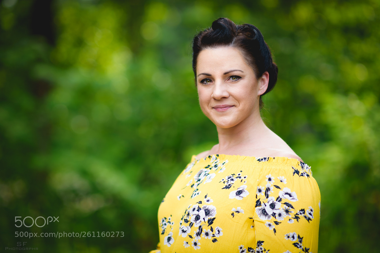 Nikon D750 sample photo. Janine - 157/365 (yellow) photography