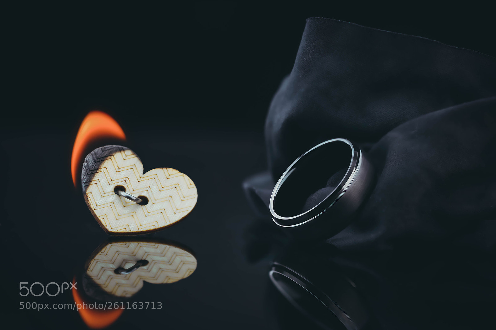 Canon EOS 5DS sample photo. Ring with fire heart photography