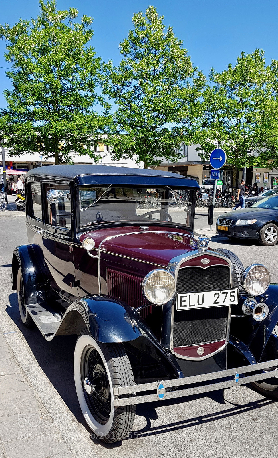 Samsung Galaxy S8 sample photo. Vintage car photography
