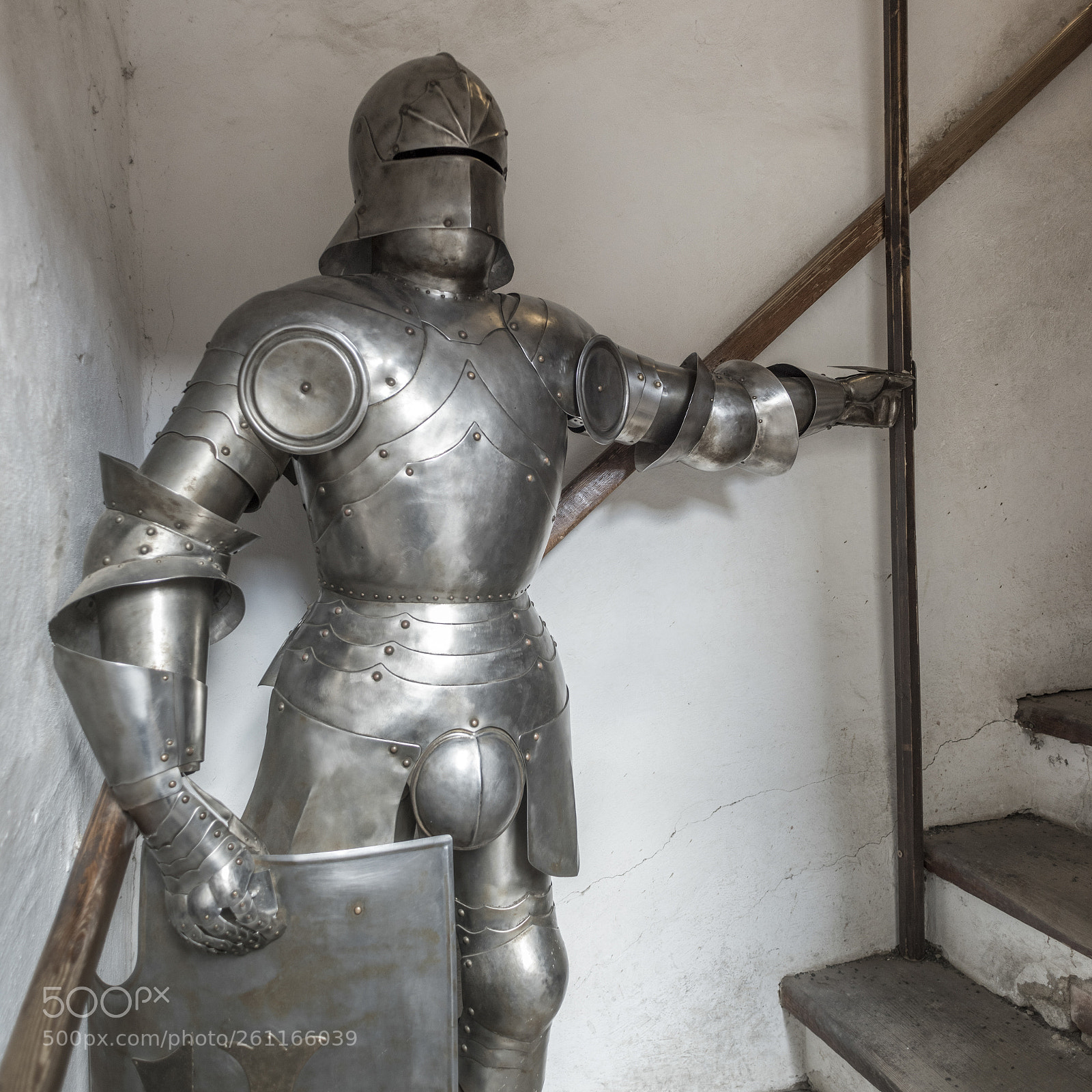 Nikon D810 sample photo. Metal statue of warrior photography