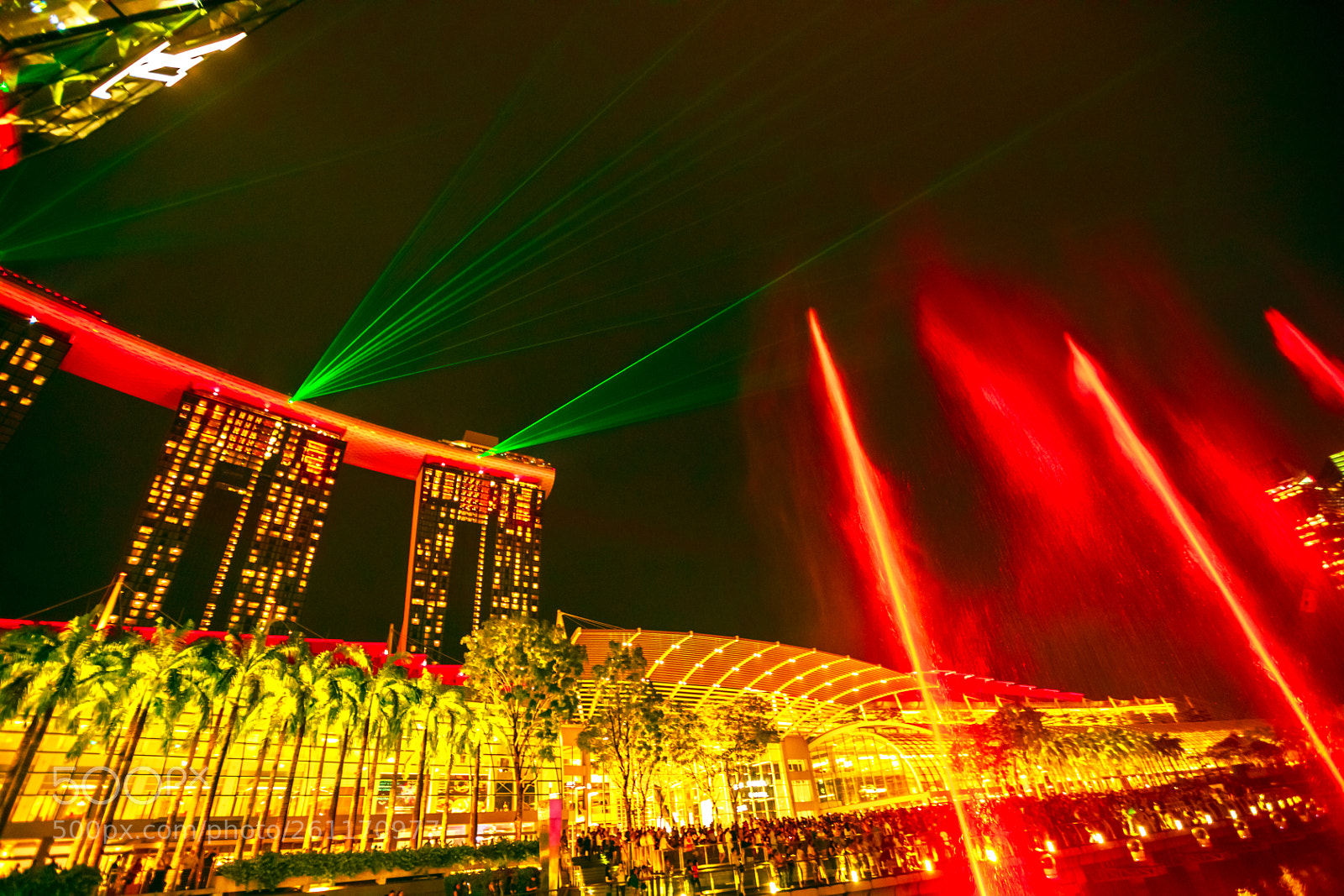 Canon EOS 5D Mark IV sample photo. Event plaza fountains singapore photography
