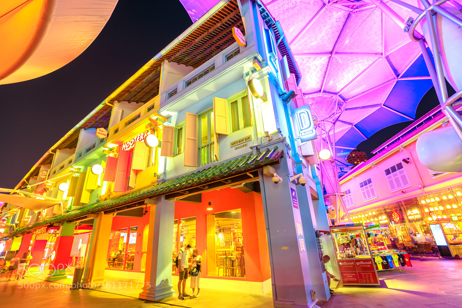 Canon EOS 5D Mark IV sample photo. Clarke quay nightlife photography