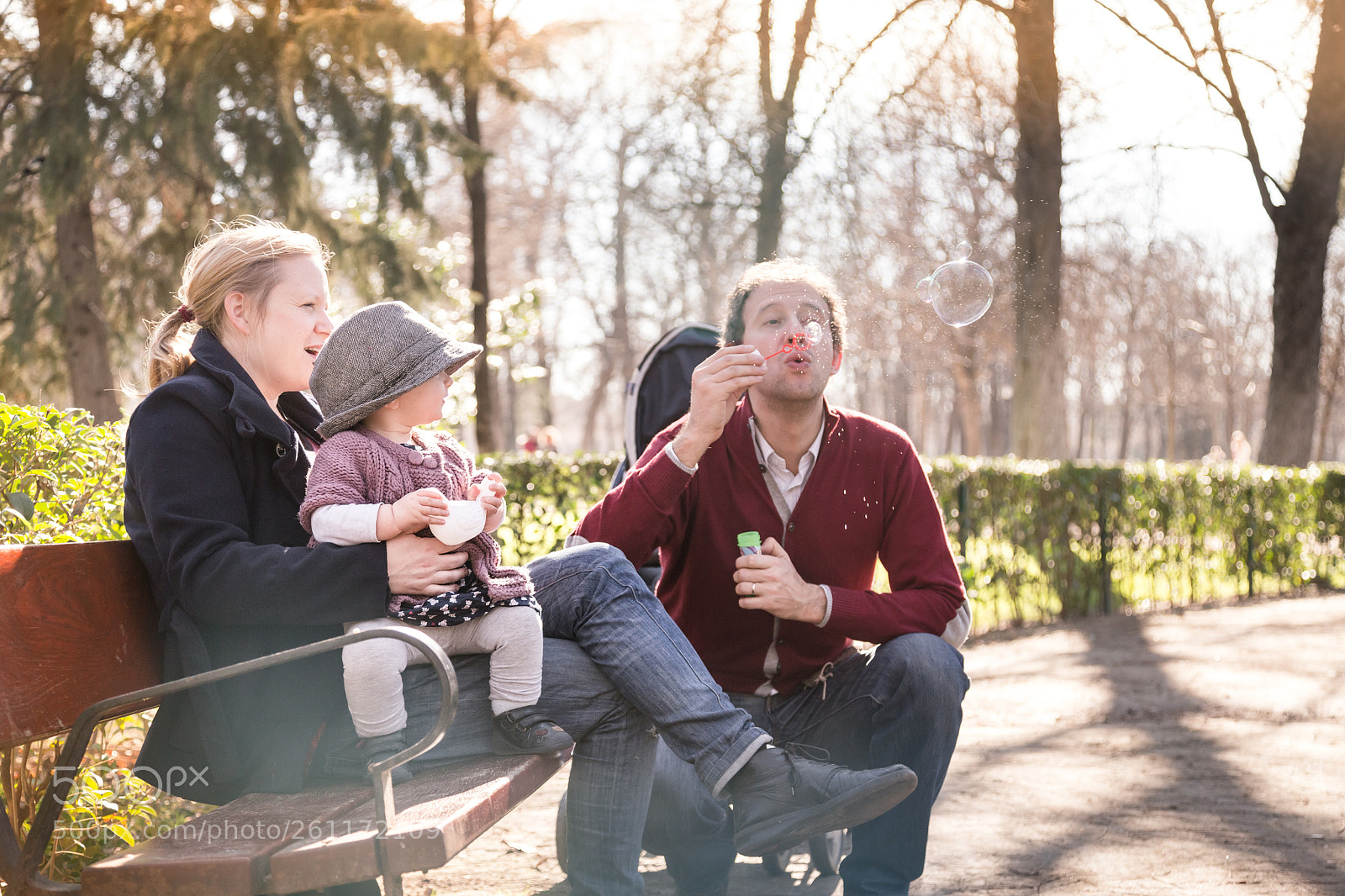 Canon EOS 6D sample photo. Young family with cheerful photography