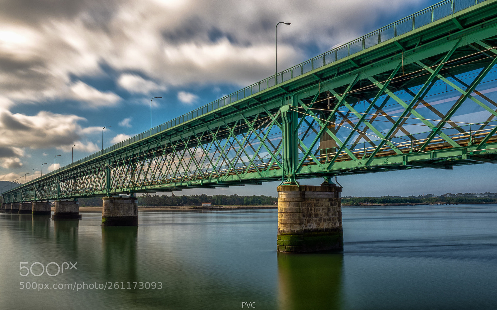 Olympus OM-D E-M1 Mark II sample photo. Eiffel bridge photography