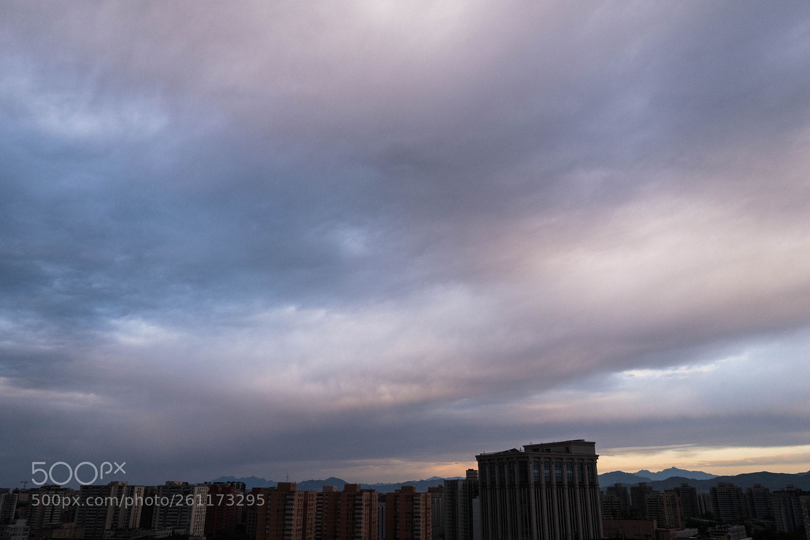 Leica Q (Typ 116) sample photo. Morning photography