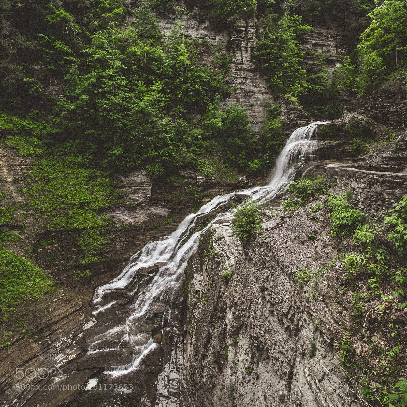 Canon EOS 1300D (EOS Rebel T6 / EOS Kiss X80) sample photo. Lucifer falls photography