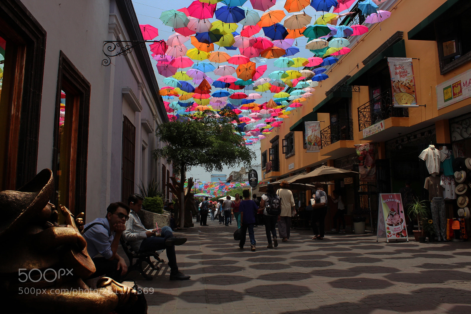 Canon EOS 1300D (EOS Rebel T6 / EOS Kiss X80) sample photo. Tlaquepaque photography