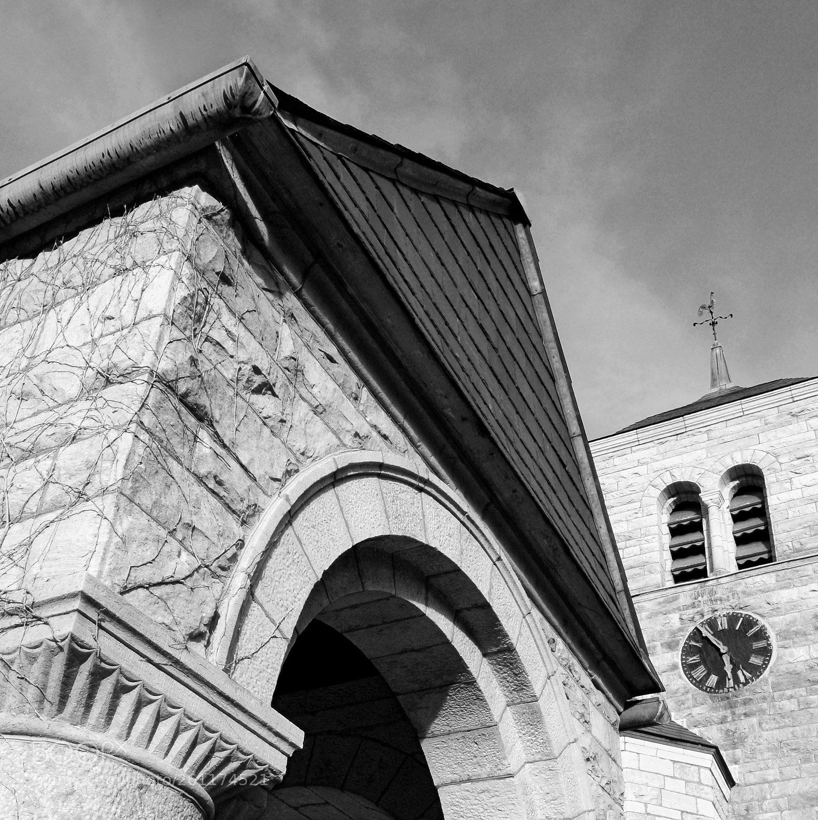 Nikon D700 sample photo. Pointing portico photography