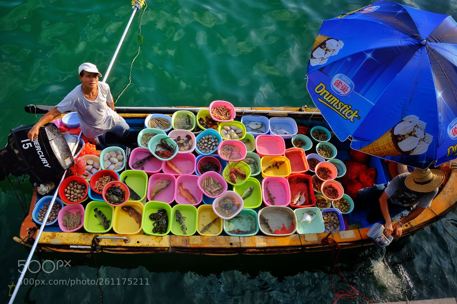 Fujifilm X-T2 sample photo. Color of buckets photography