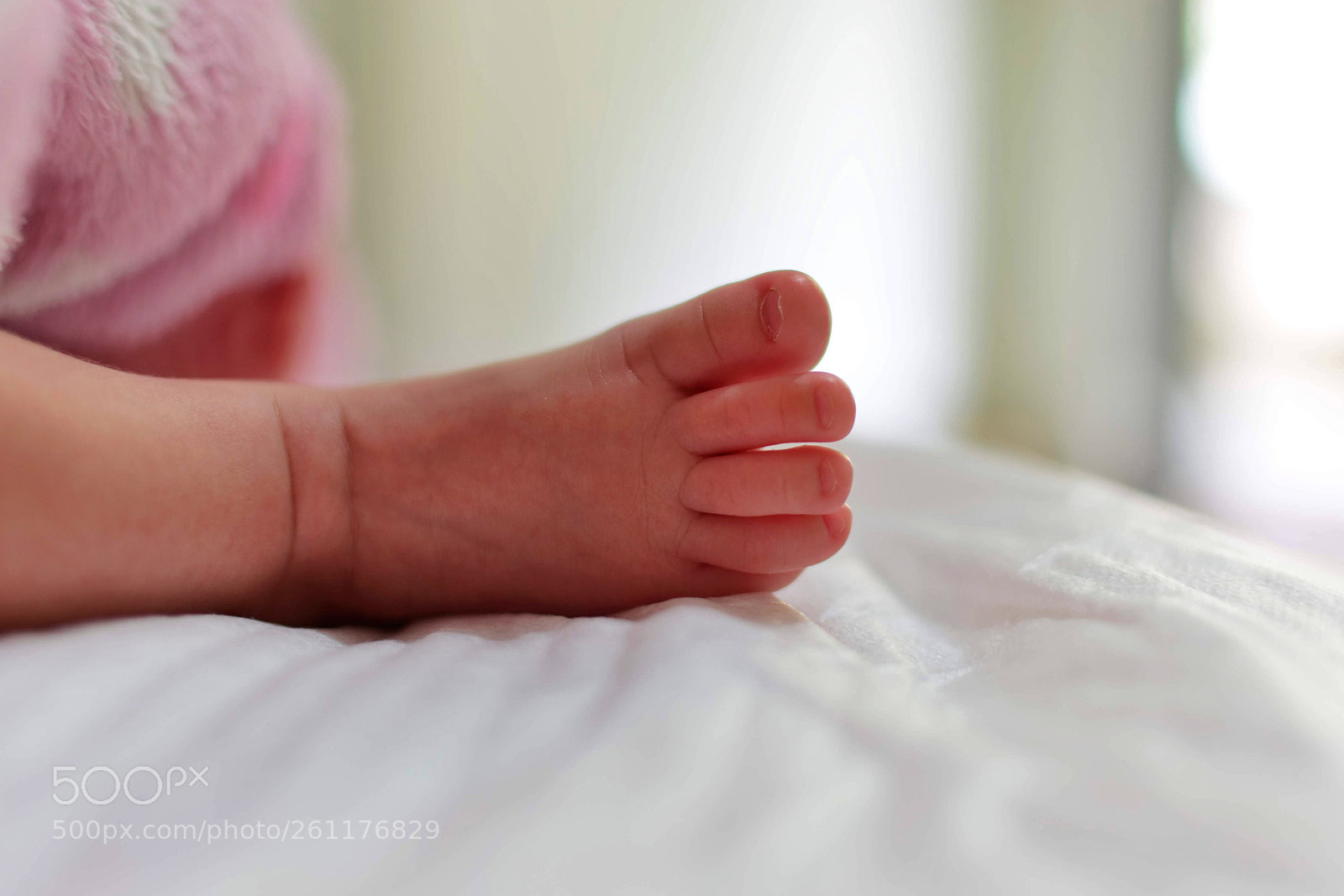 Nikon D5500 sample photo. Baby foot photography