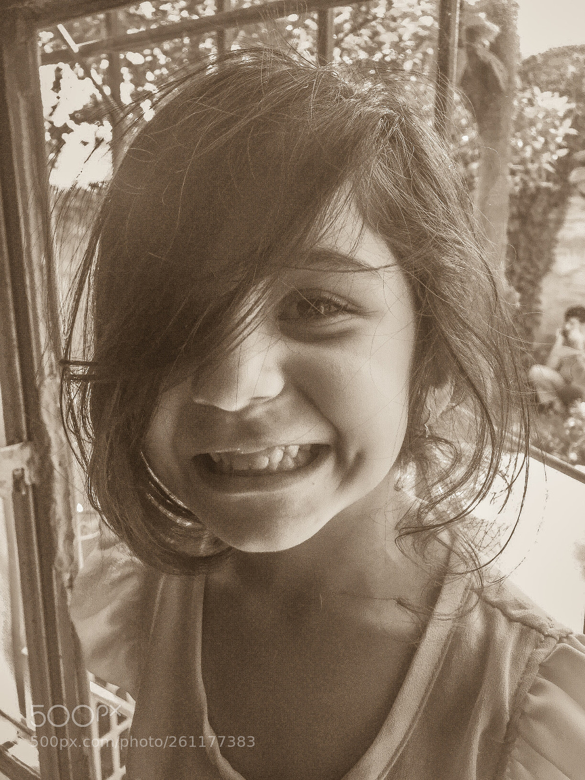 Apple iPhone 6 Plus sample photo. Areen photography