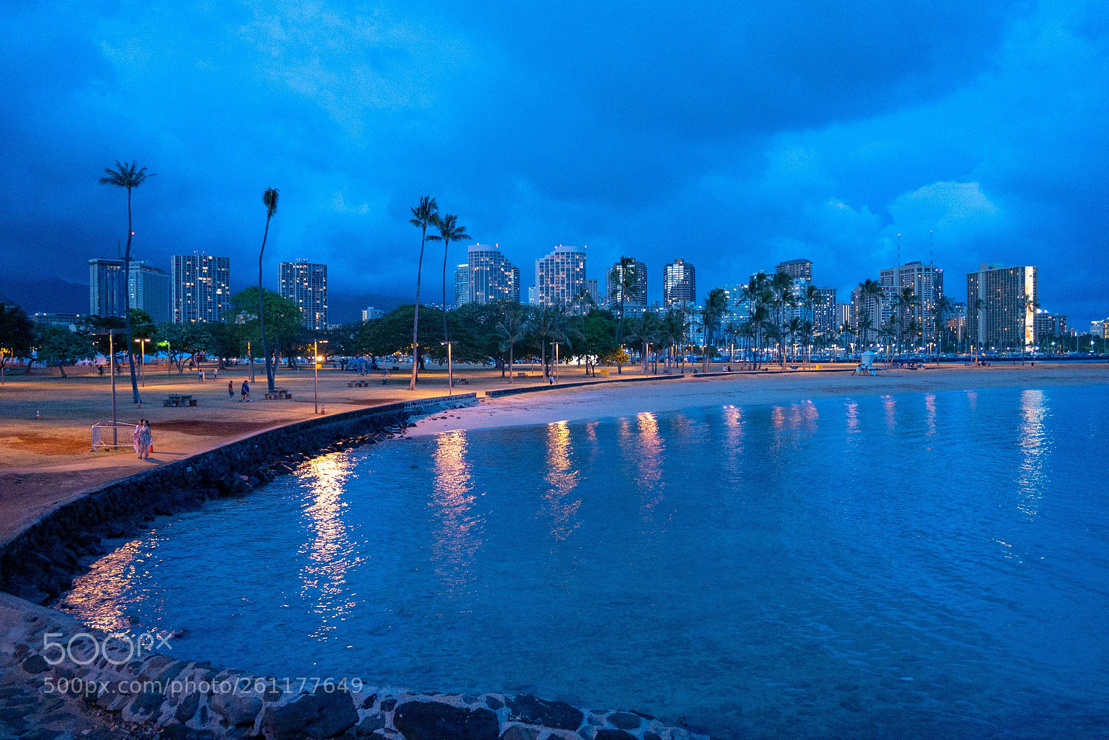 Panasonic Lumix DMC-GX7 sample photo. Ala moana blue photography